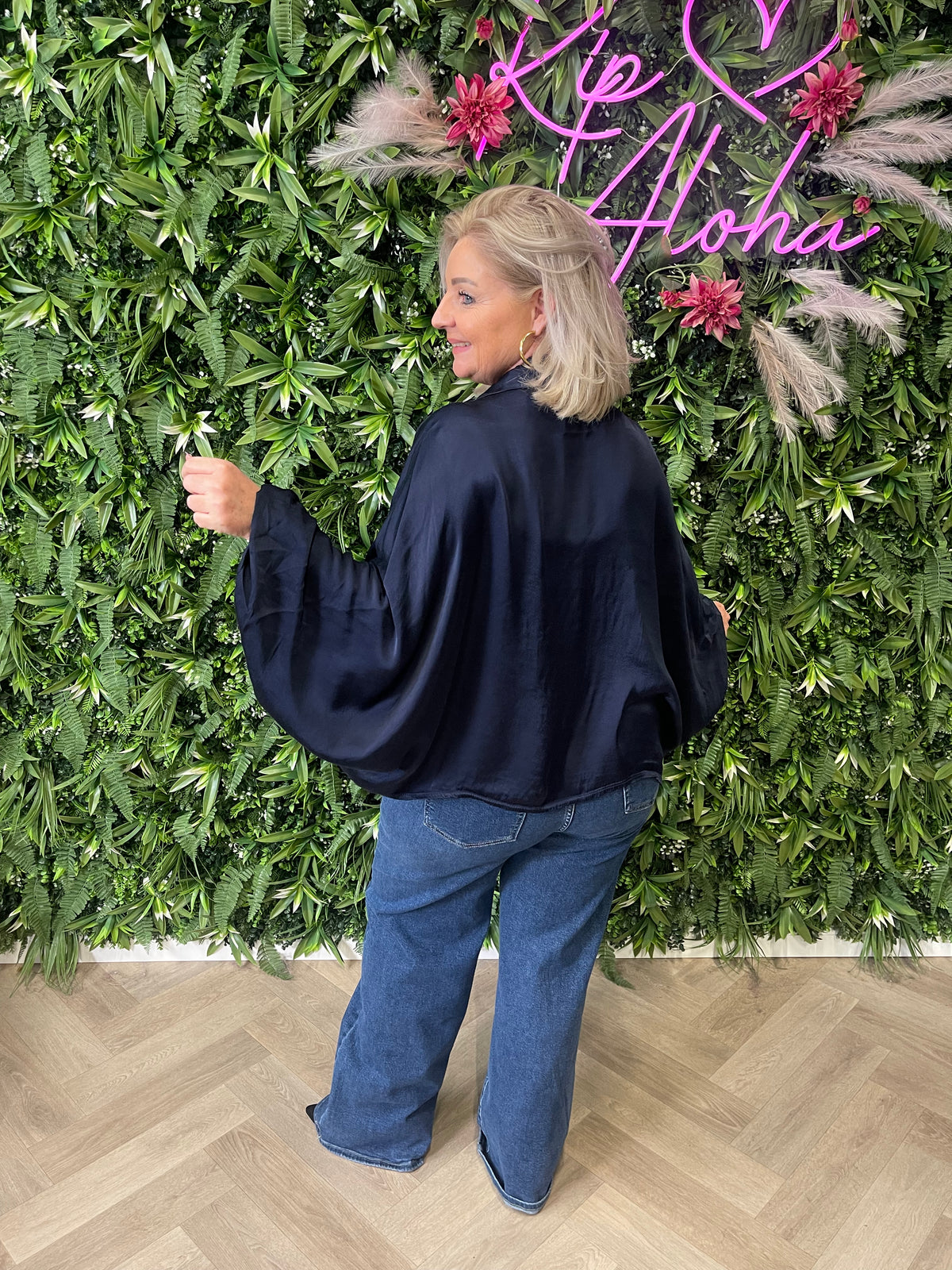 Silky blouse pofmouwen donkerblauw