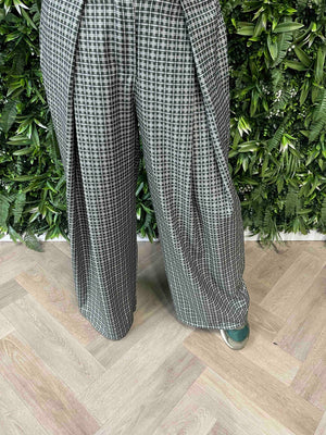 Pantalon met plooi ruitpatroon groen