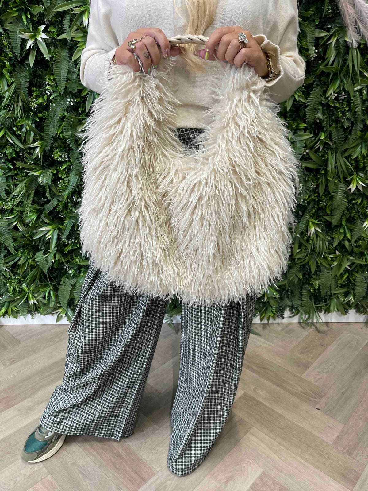Fluffy tas beige