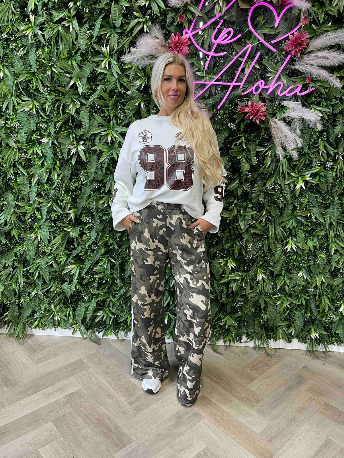 Army broek met bies wit