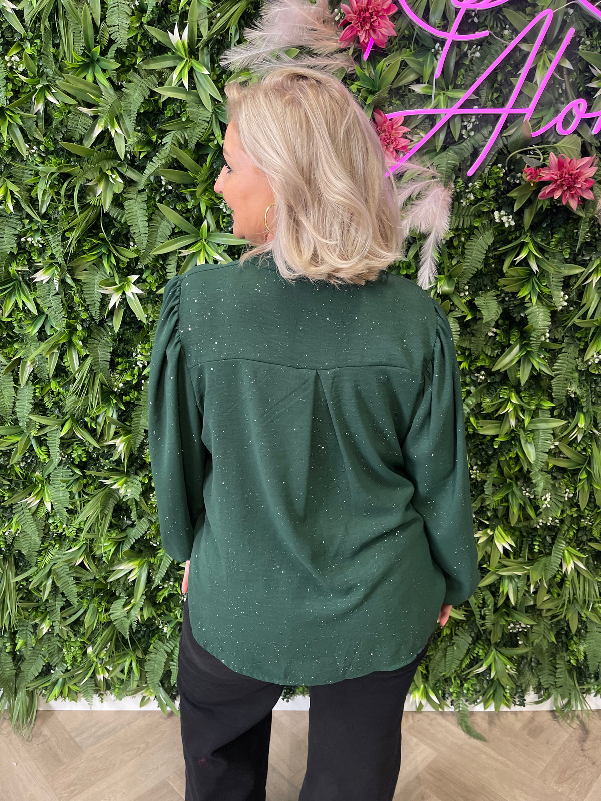 Blouse roezel met pofmouwen glitter flessengroen