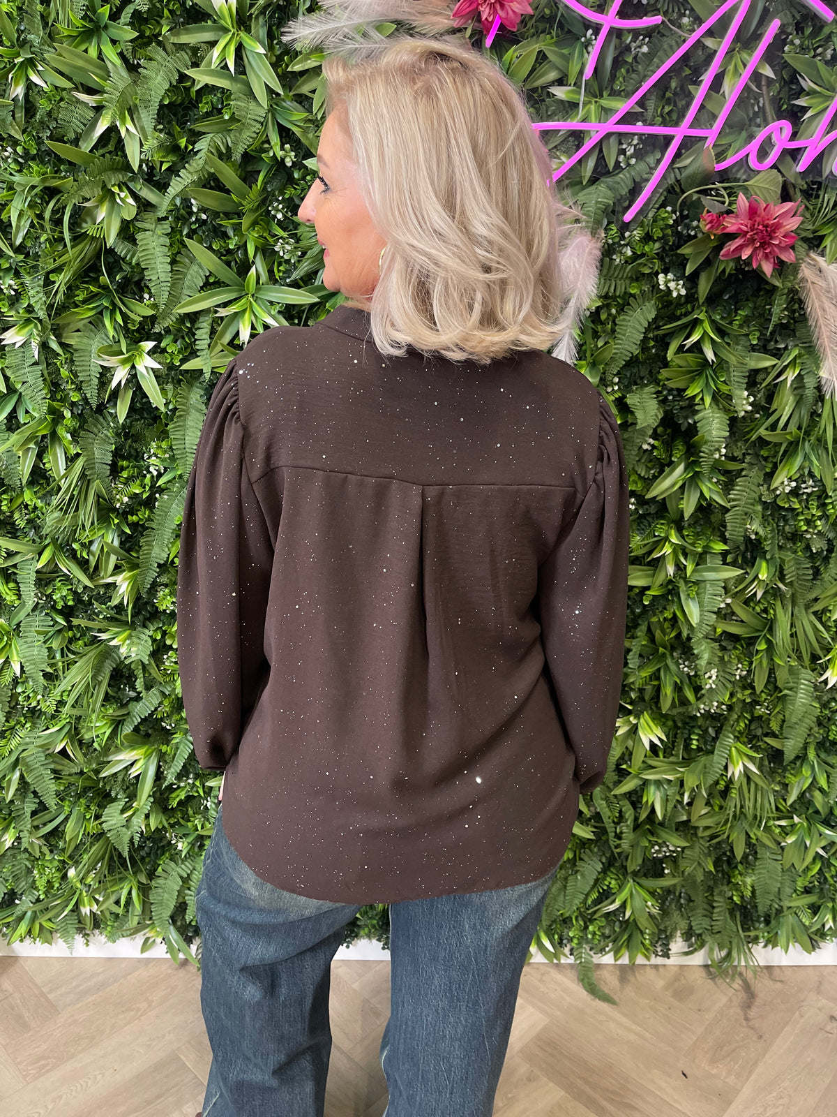 Blouse roezel met pofmouwen glitter donkerbruin