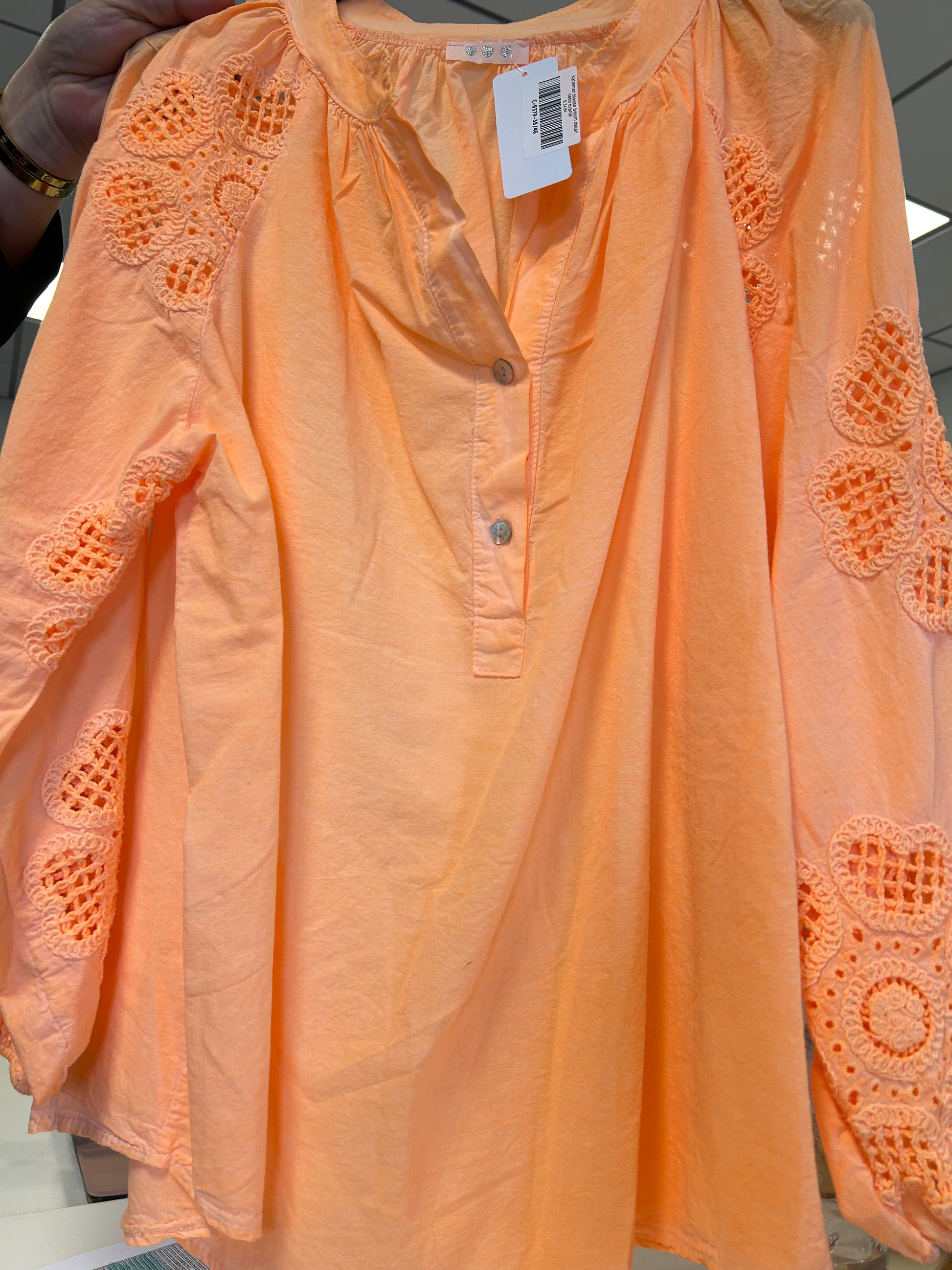 Katoenen blouse bloem detail neon oranje