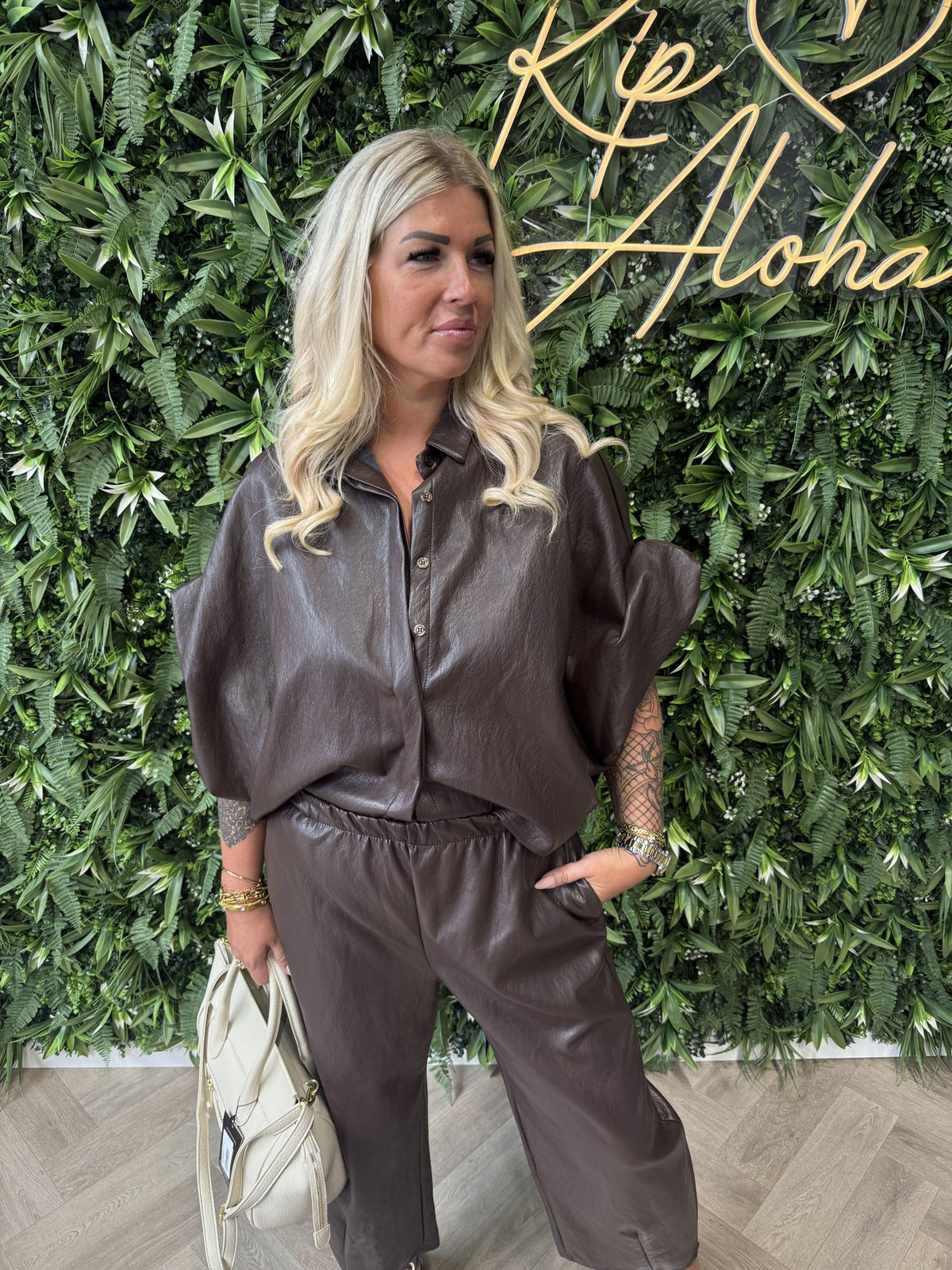 Leatherlook jasje korte mouwen donkerbruin