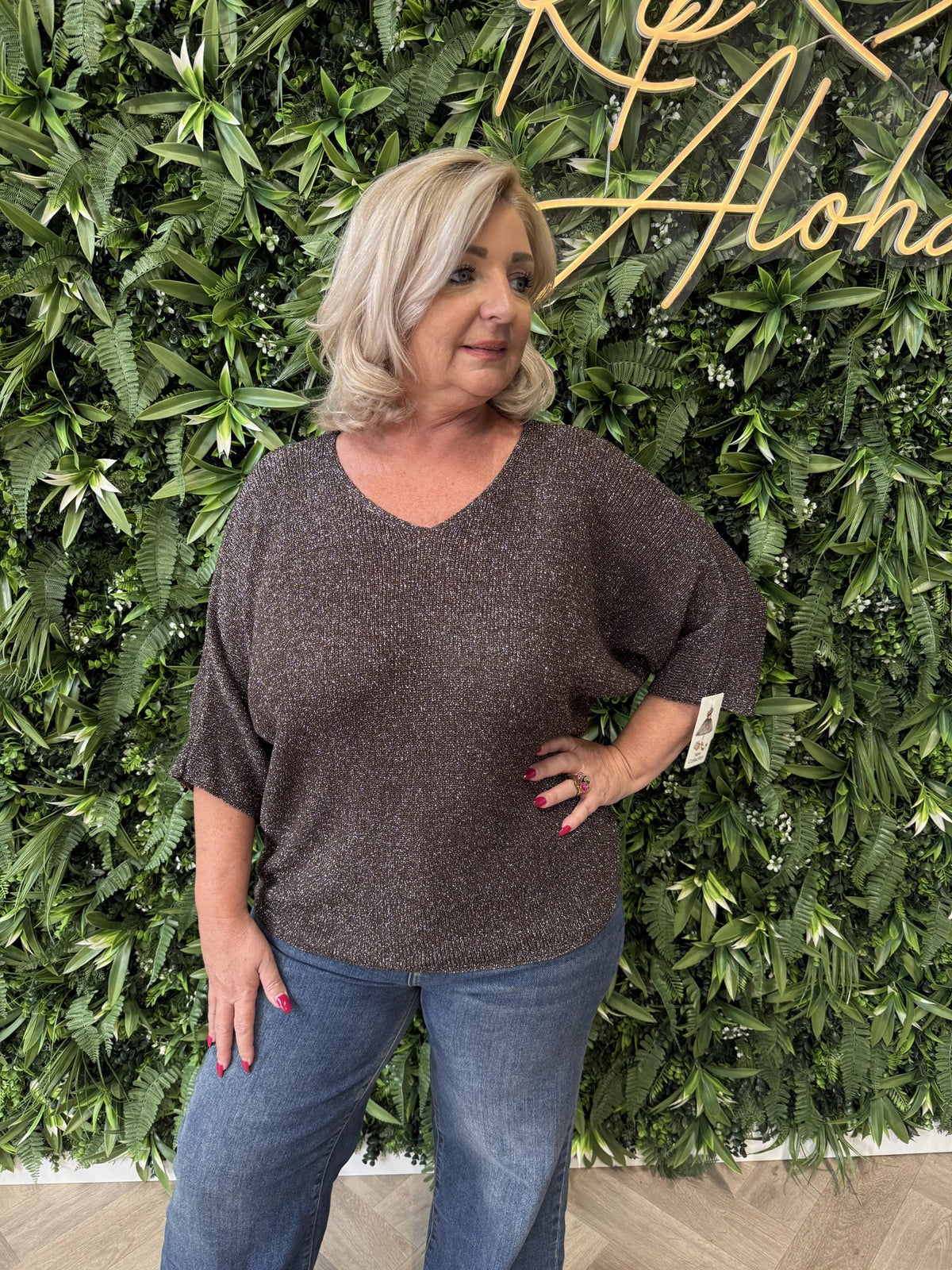 Gebreide top v-hals met lurex donkerbruin