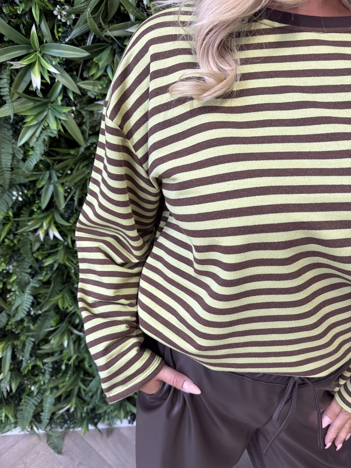 Shirt dunne strepen bruin/groen