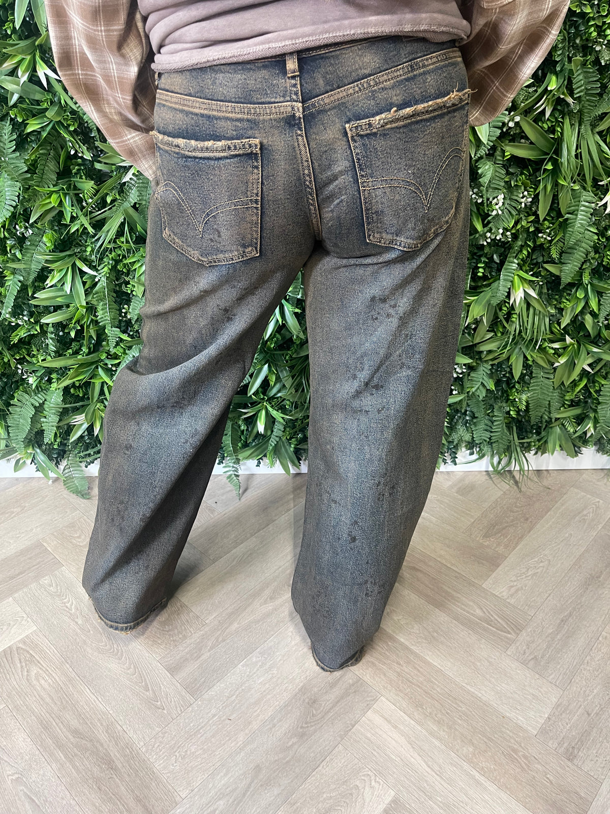 Queen of Hearts Barrel jeans gevlekt bruin