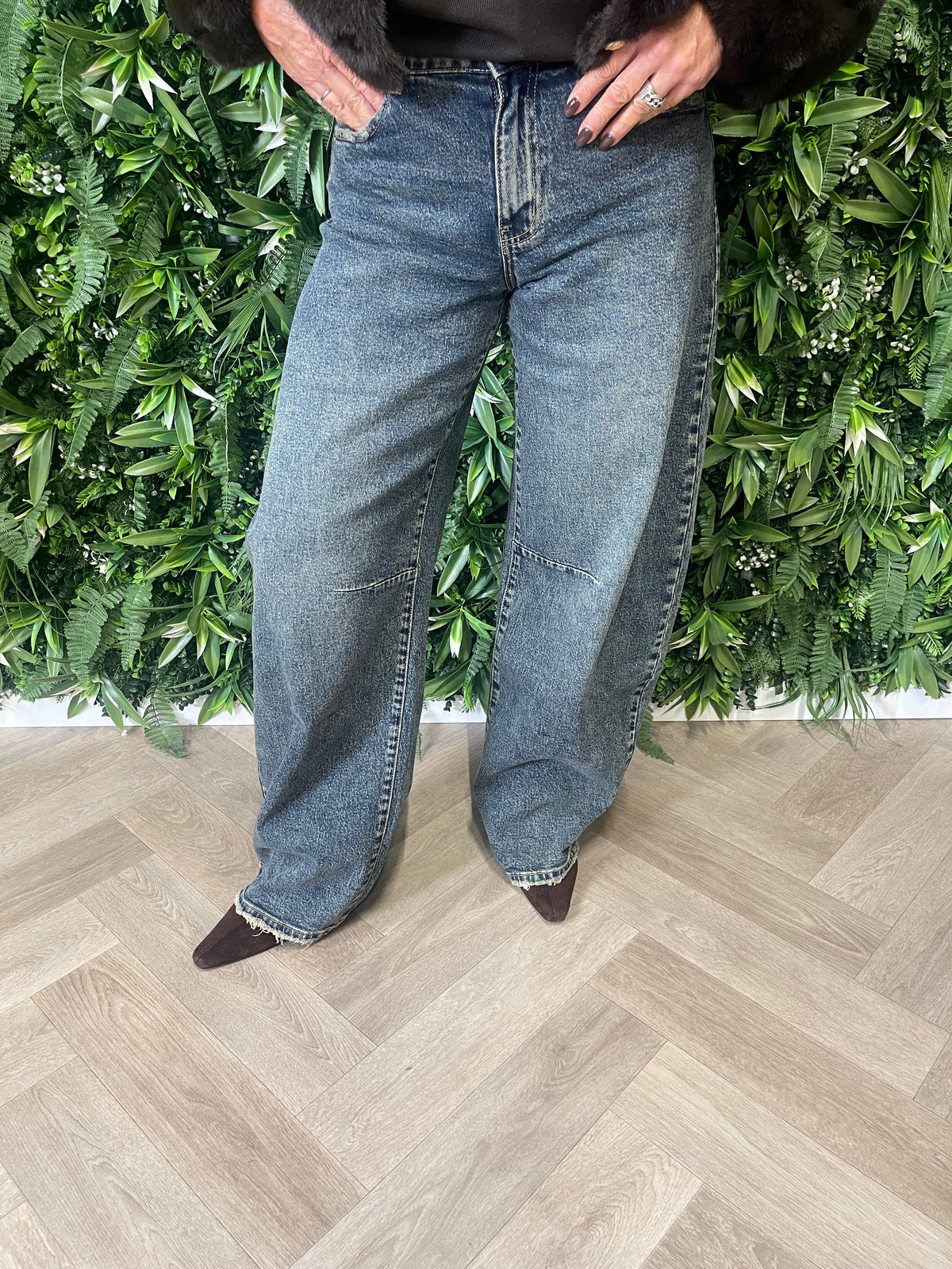 Queen of Hearts Barrel jeans stonewash