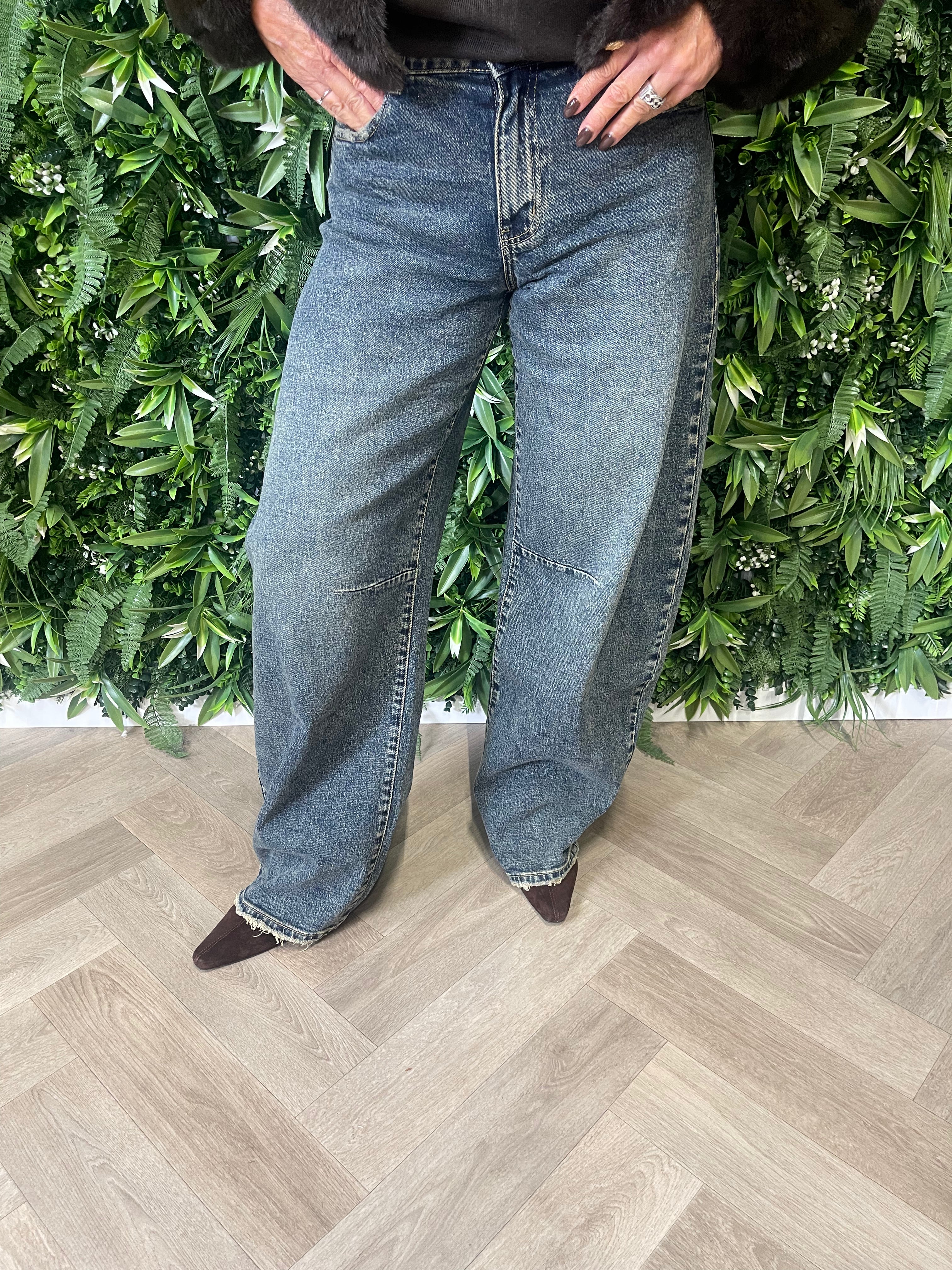 Queen of Hearts Barrel jeans stonewash