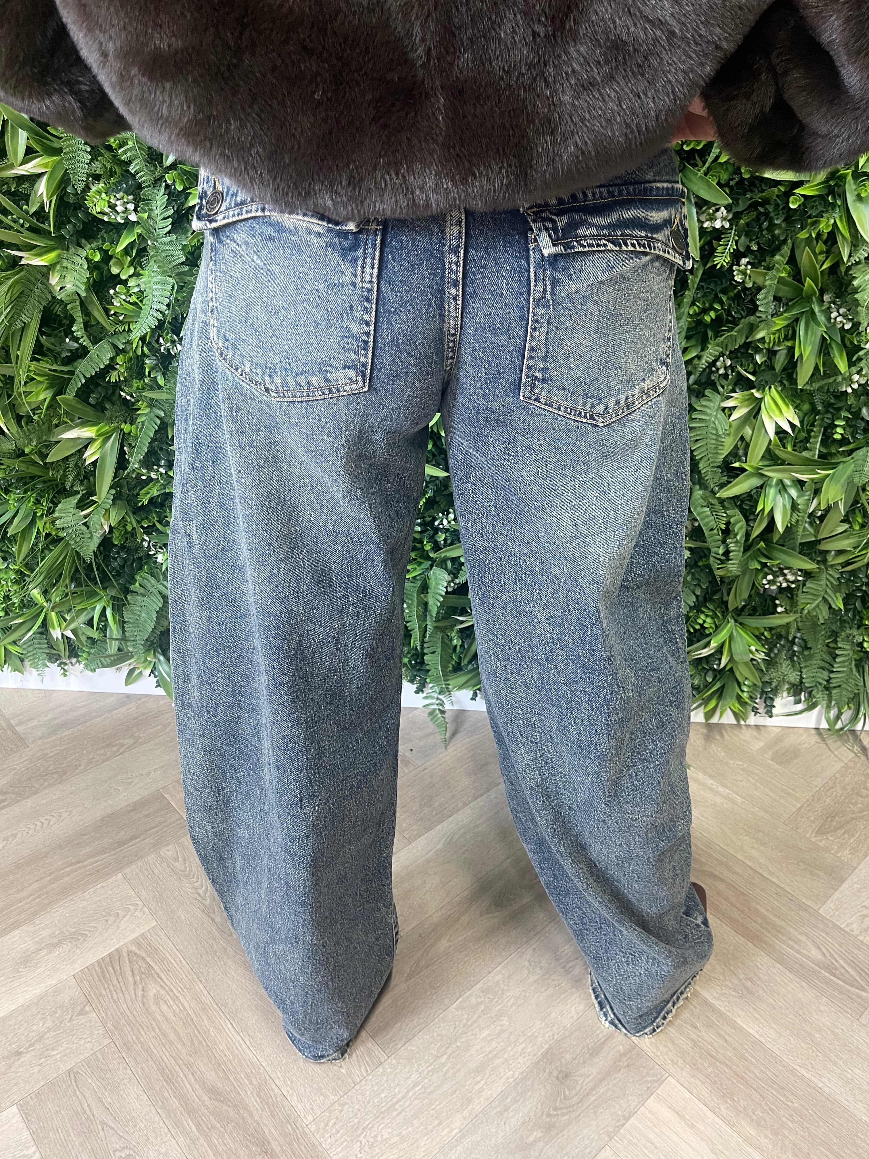 Queen of Hearts Barrel jeans stonewash