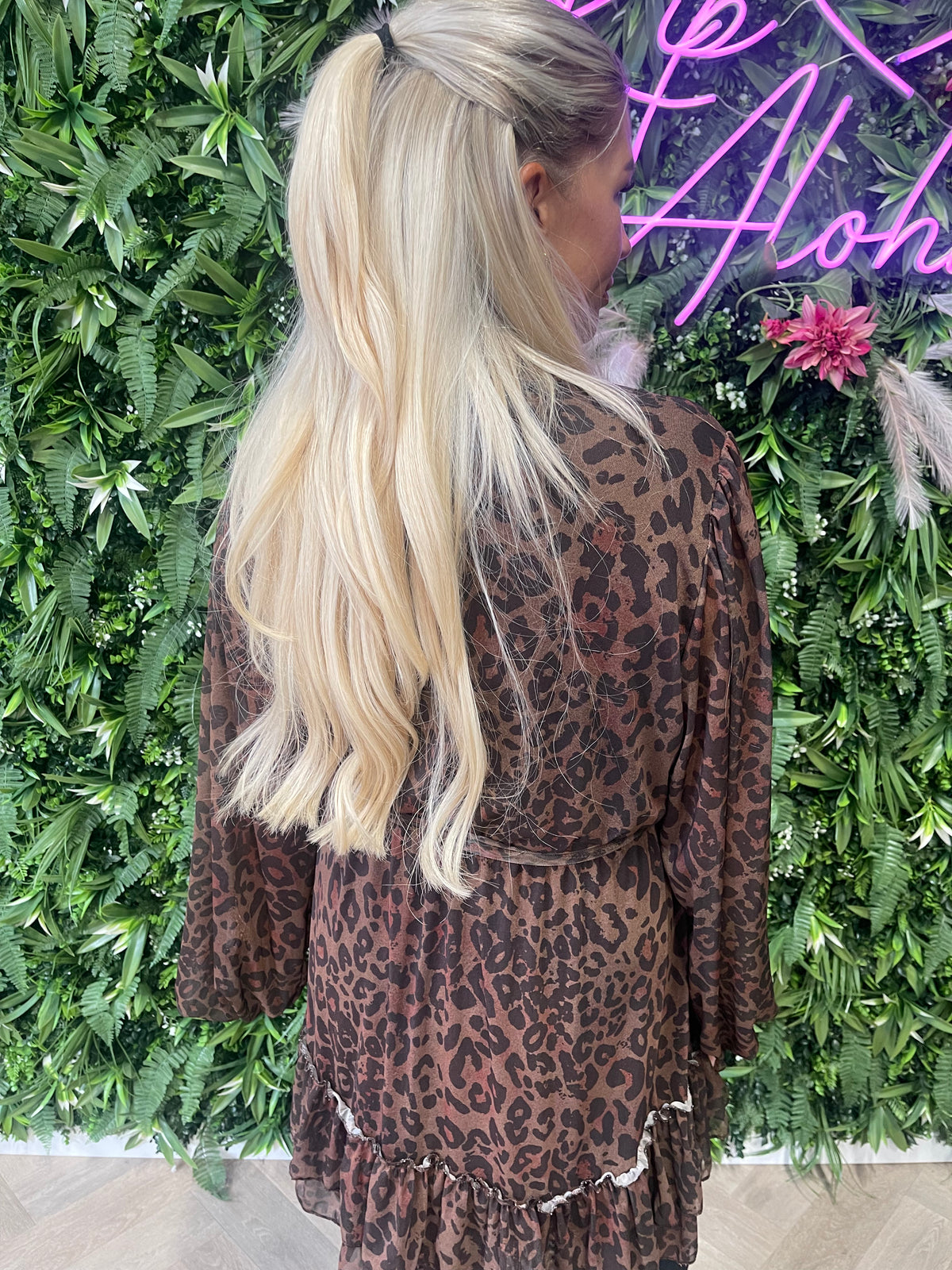 Panterprint jurk roezels bruin