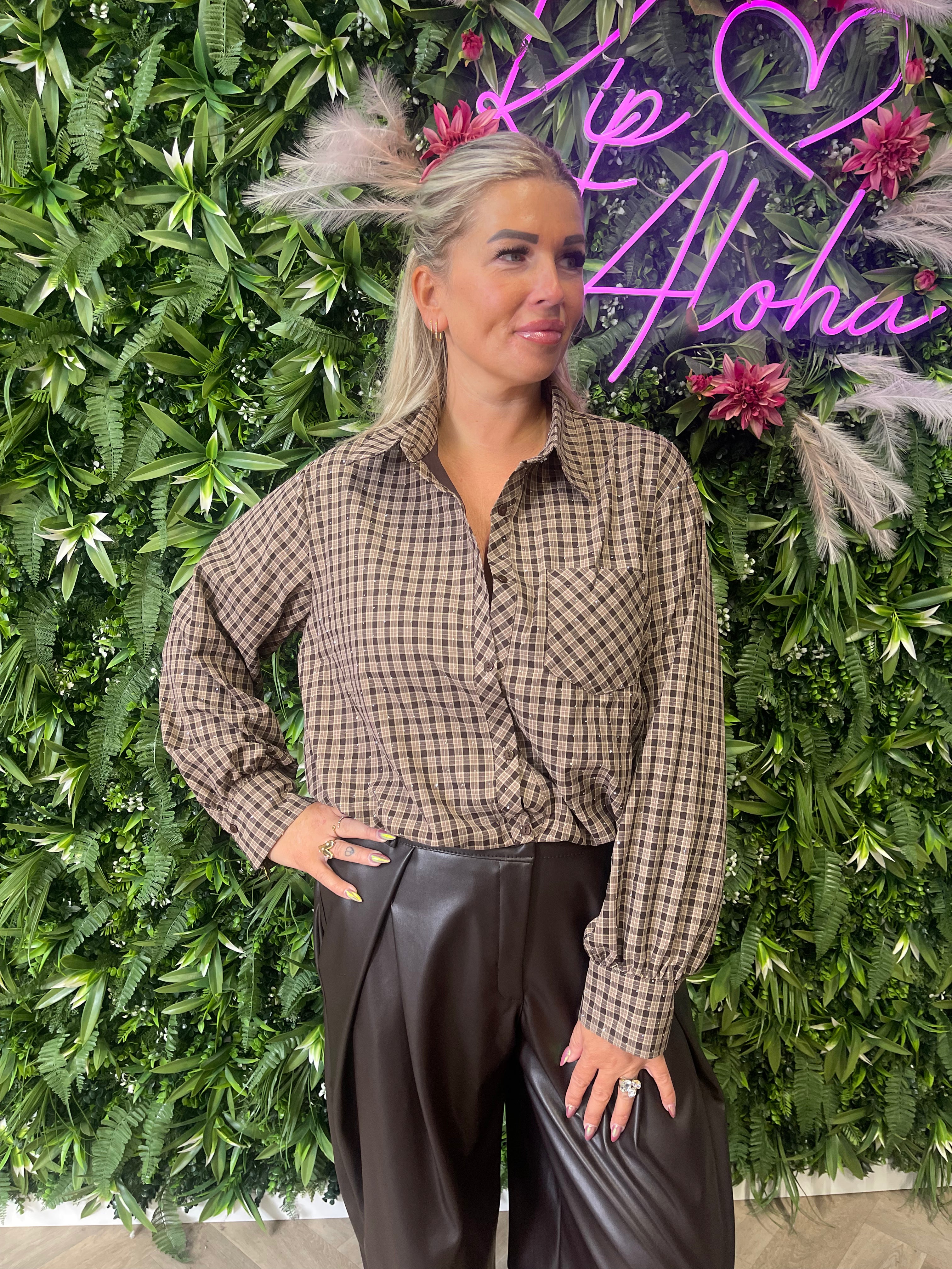 Cropped blouse houthakker strass lichtbruin