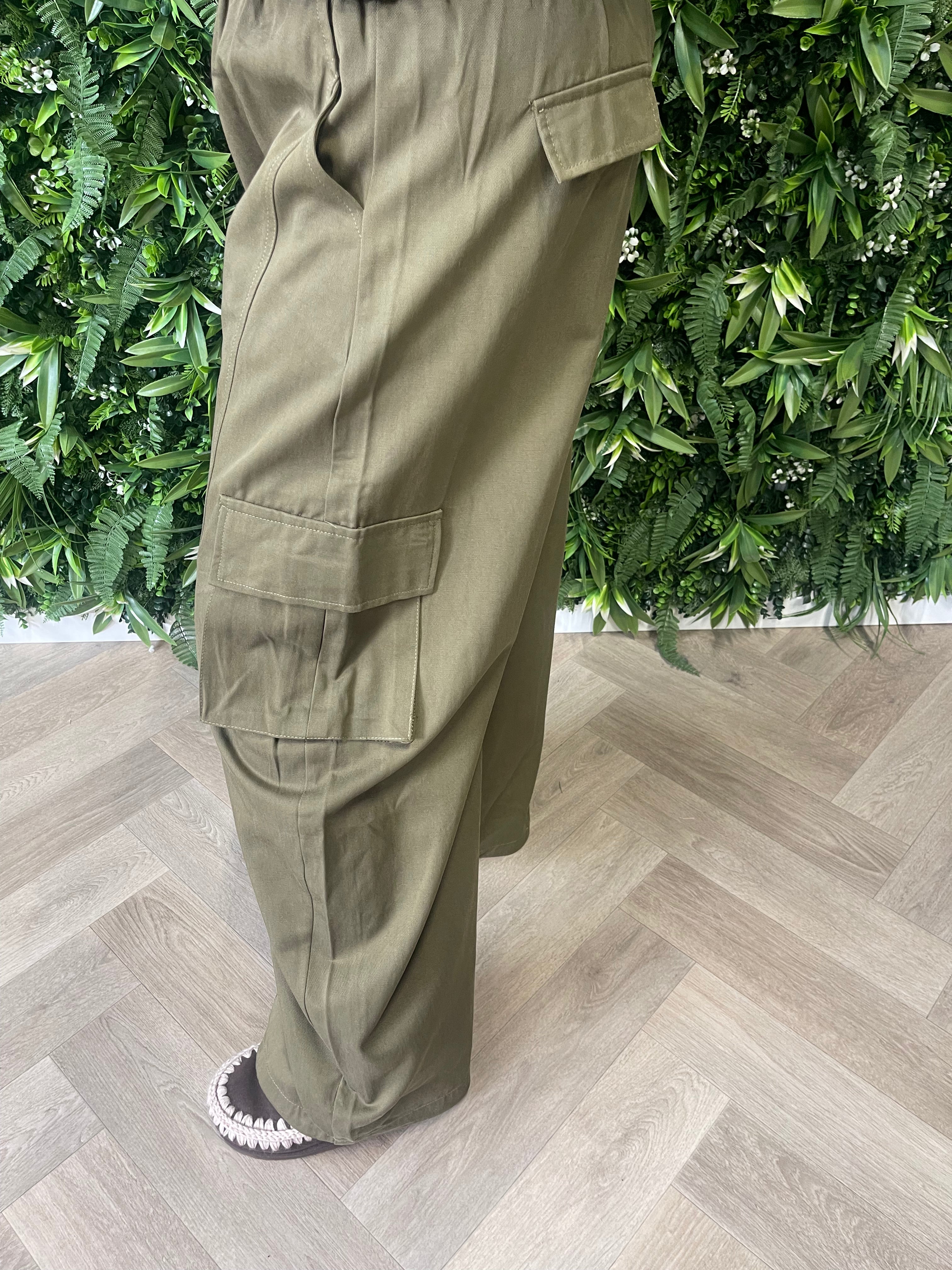 Cargo broek legergroen