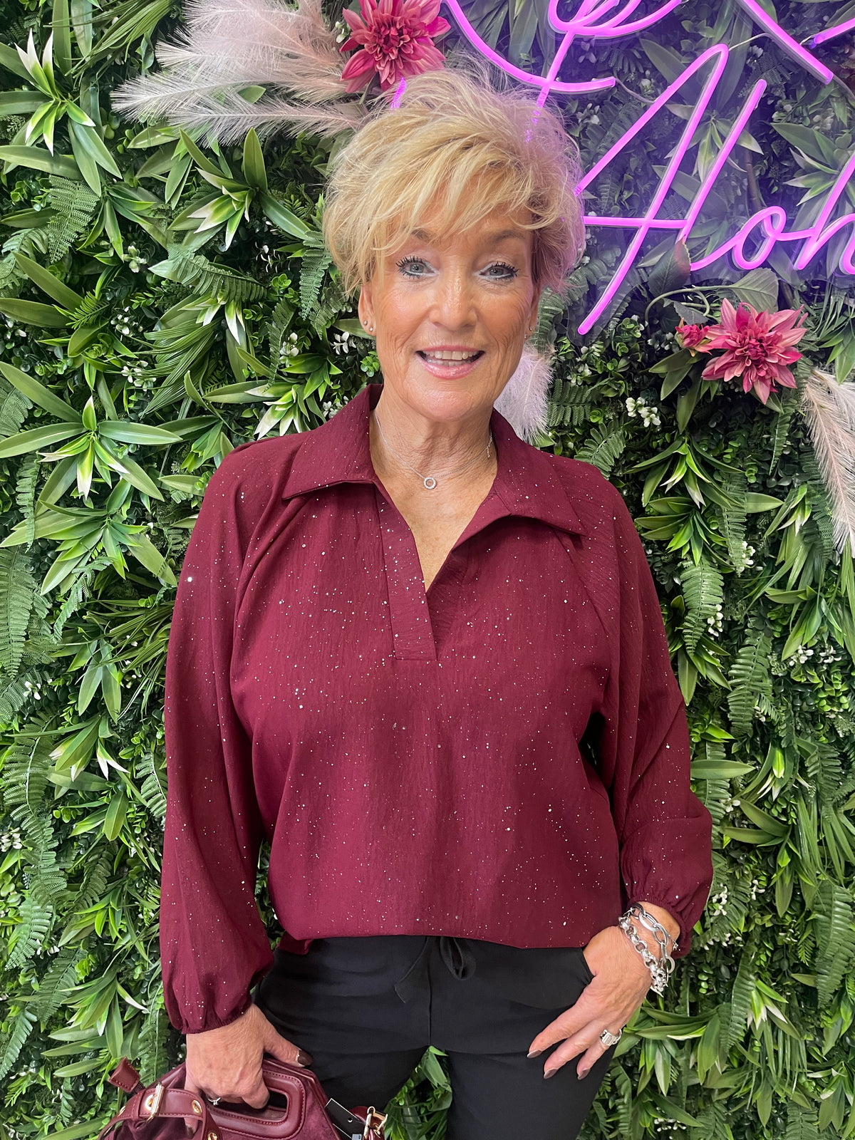 Top lange mouwen glitter v-hals met kraag bordeaux