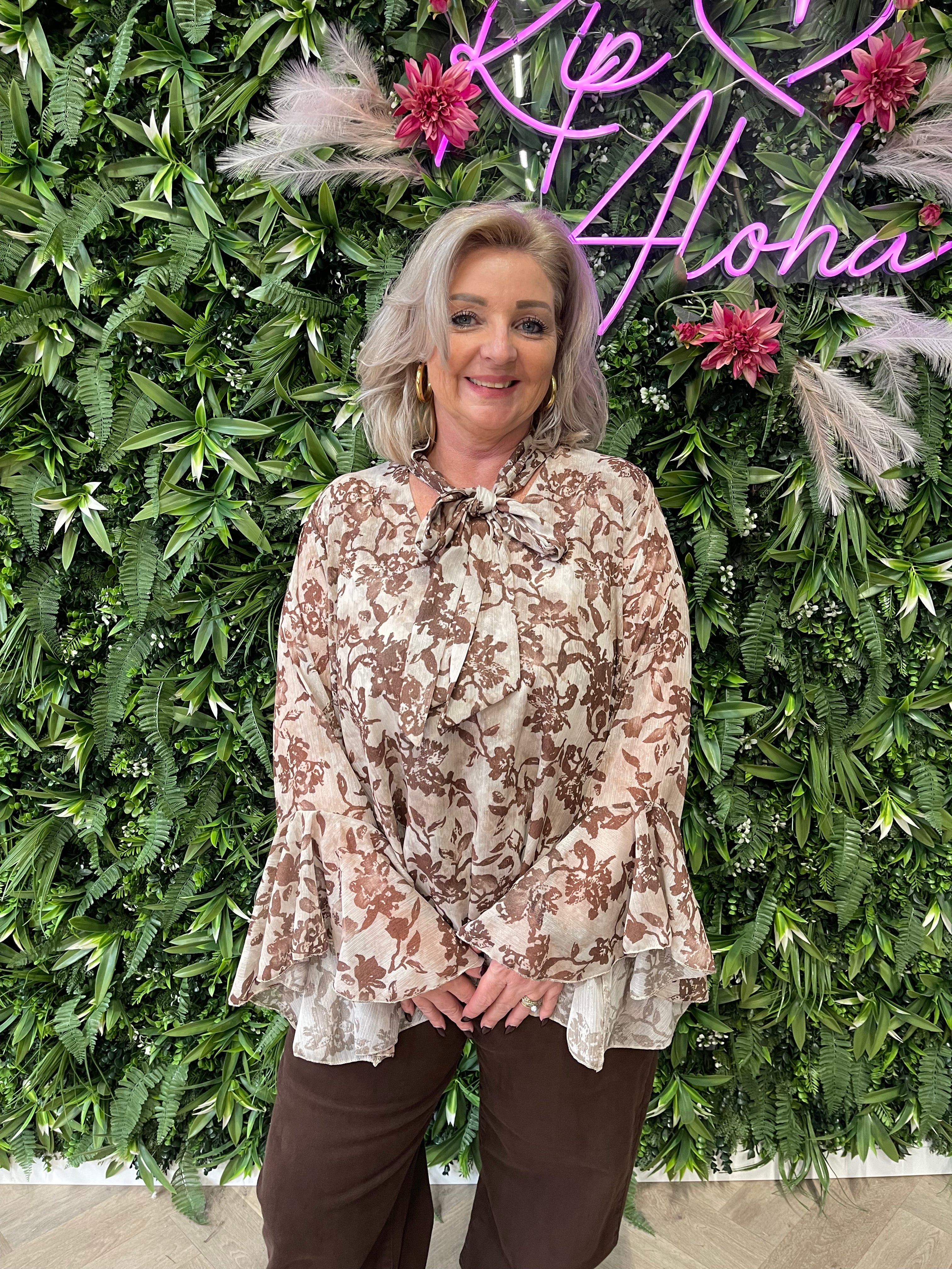 Blouse trompetmouwen print beige