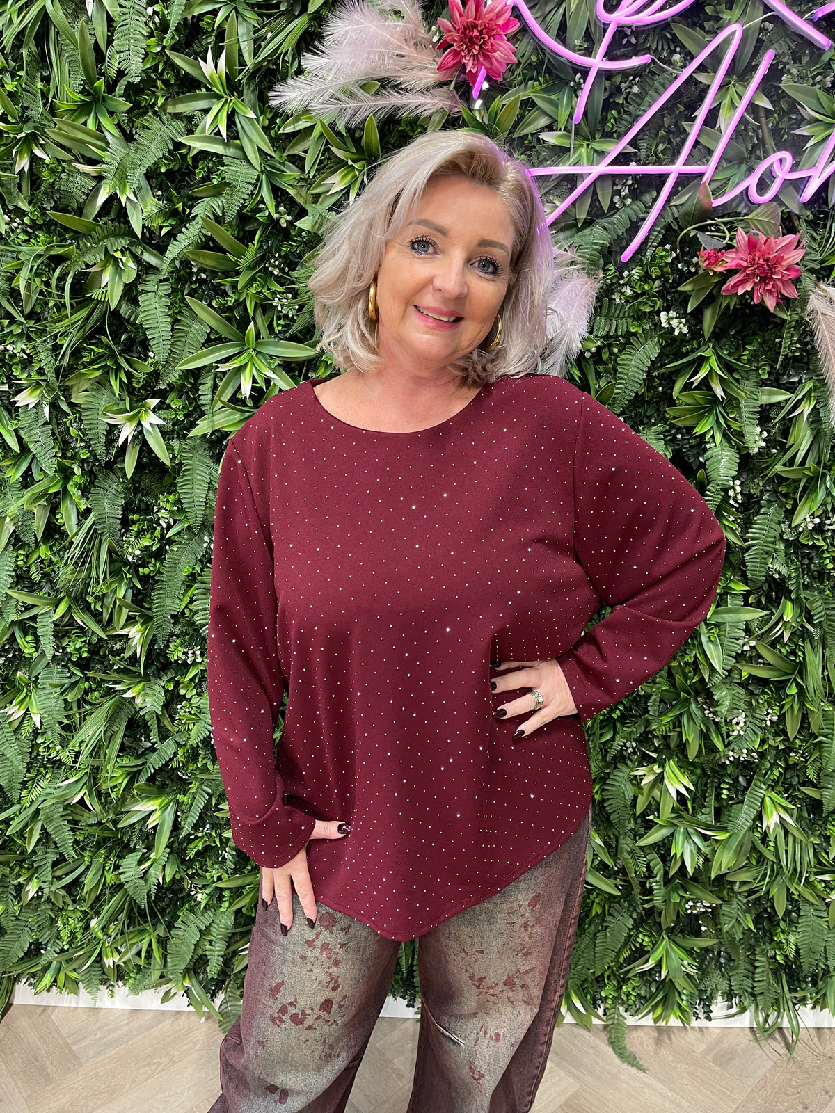 Top met strass steentjes bordeaux