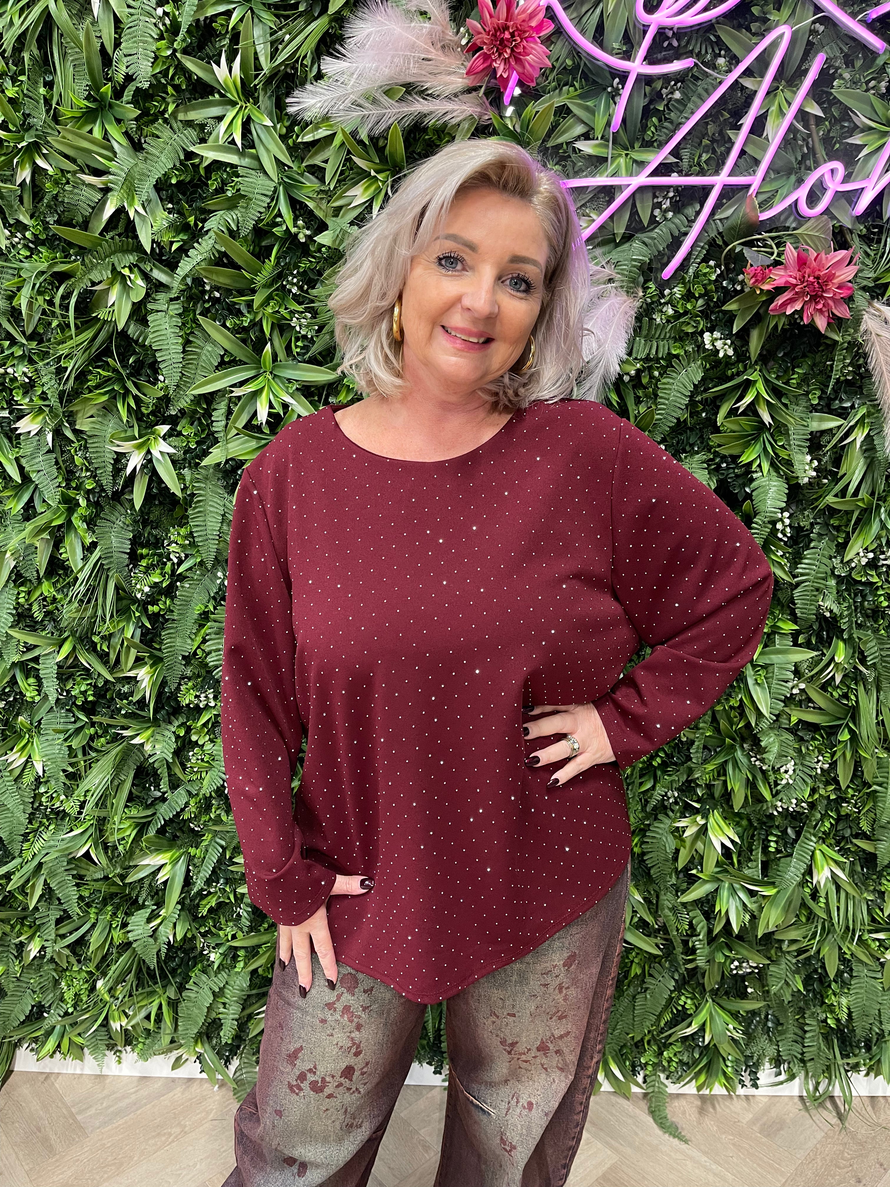 Top met strass steentjes bordeaux