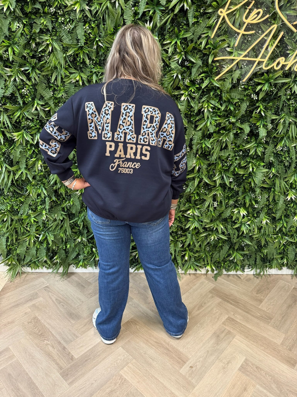 Sweater Le Marais panterprint marineblauw