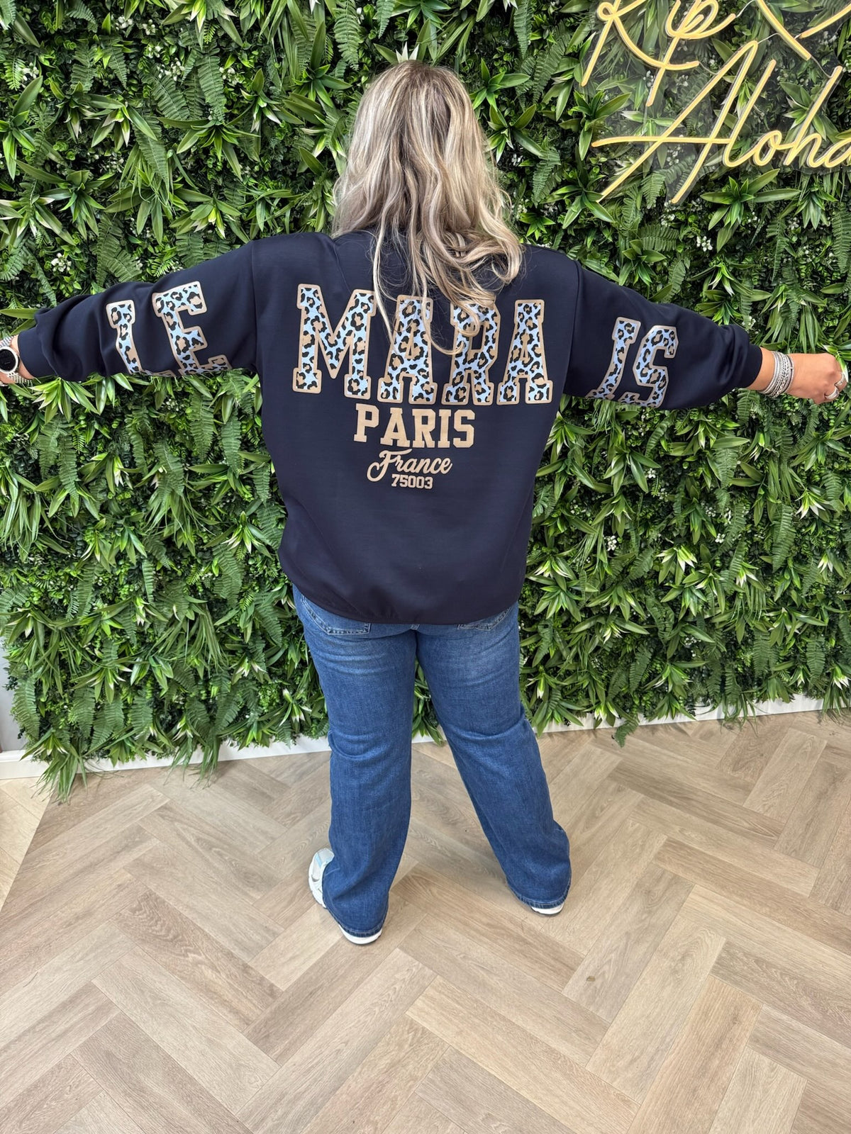 Sweater Le Marais panterprint marineblauw