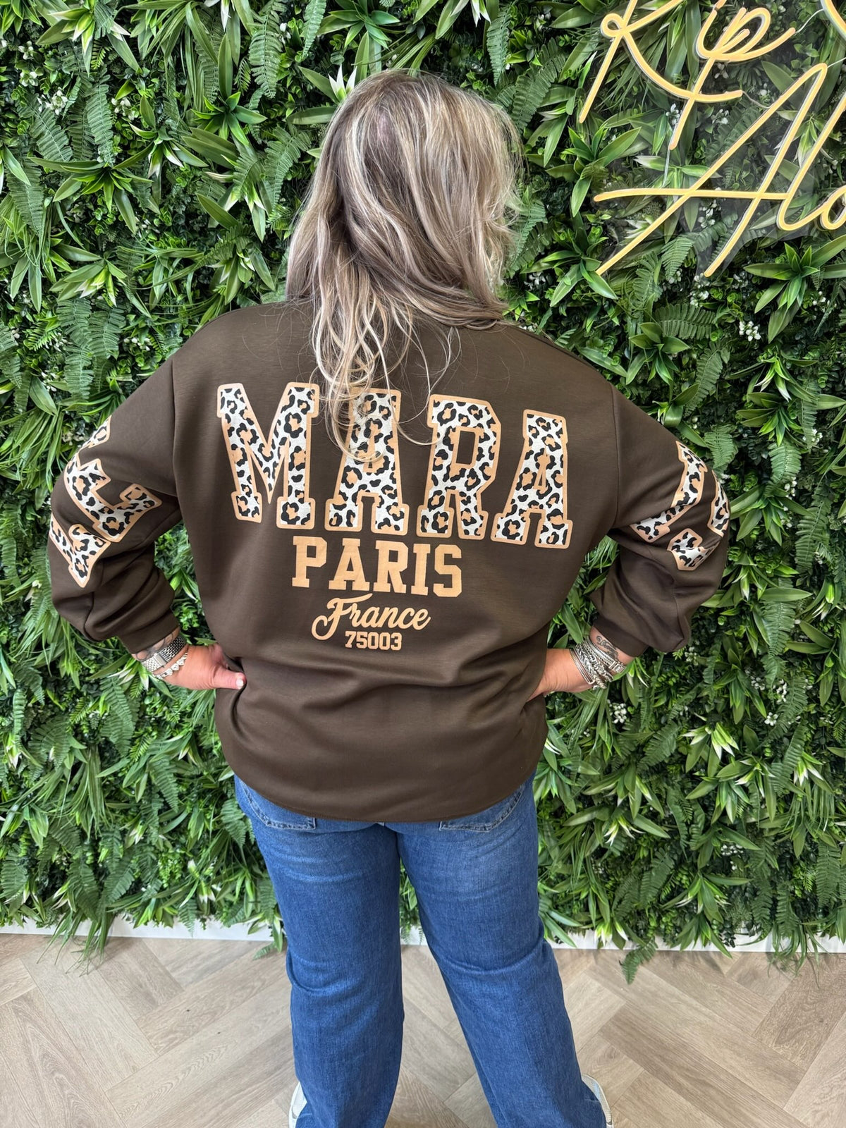 Sweater Le Marais panterprint donkerbruin