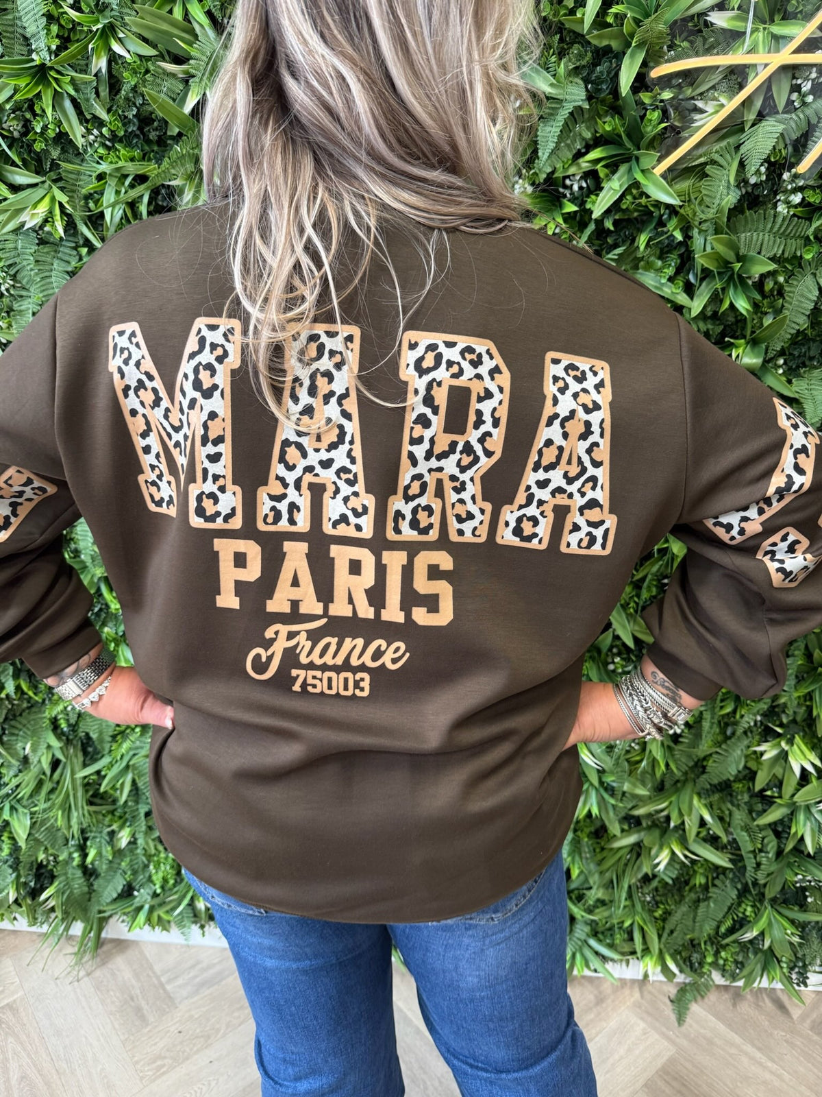 Sweater Le Marais panterprint donkerbruin