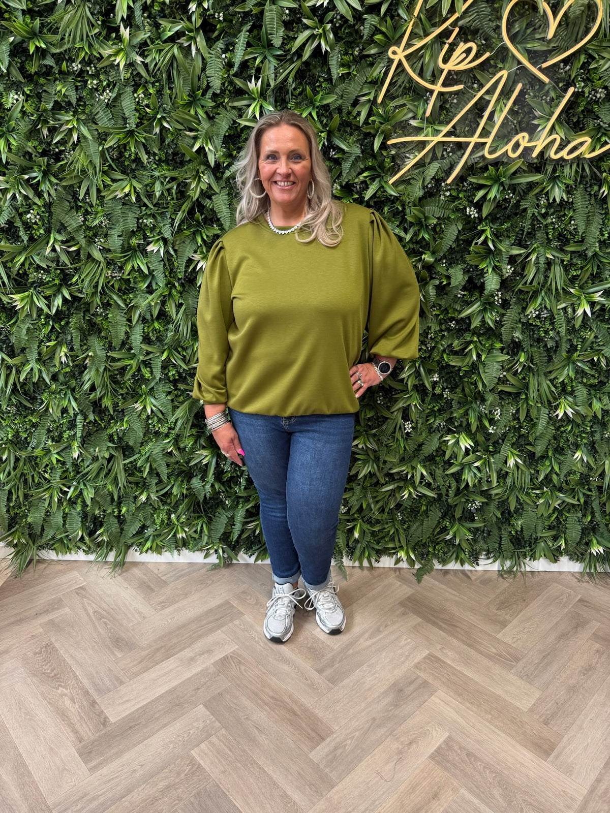 Sweater lange pofmouwen uni lime