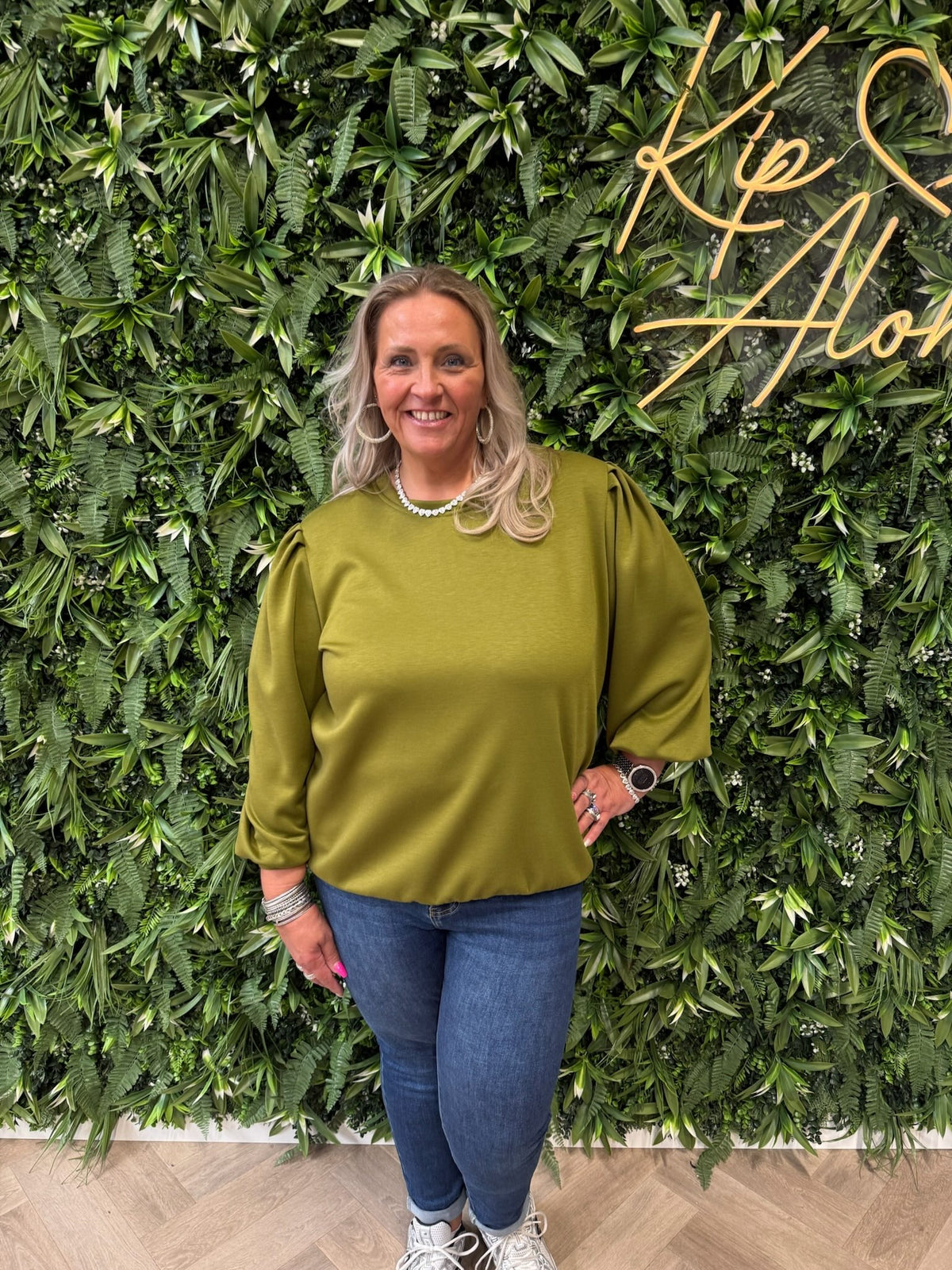 Sweater lange pofmouwen uni lime