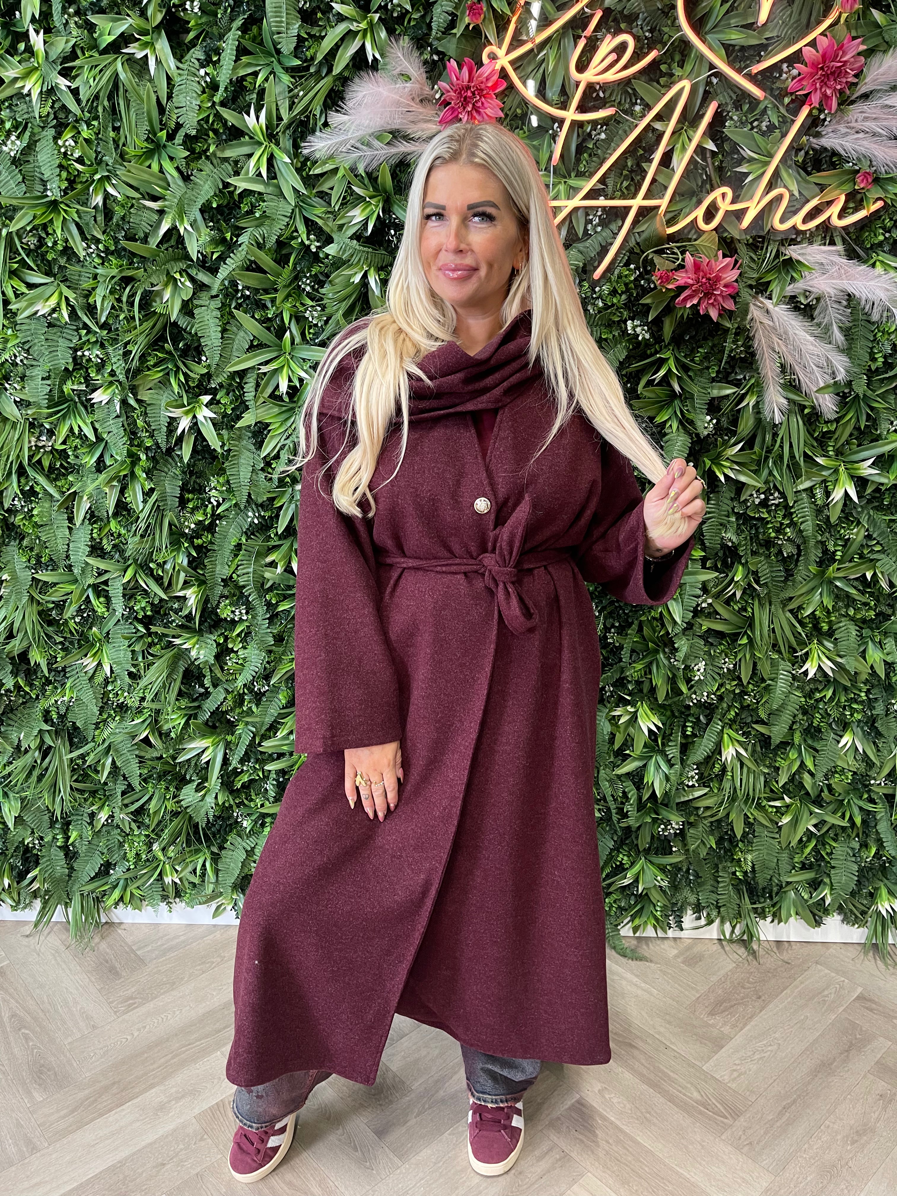 Lange mantel jas met sjaal bordeaux