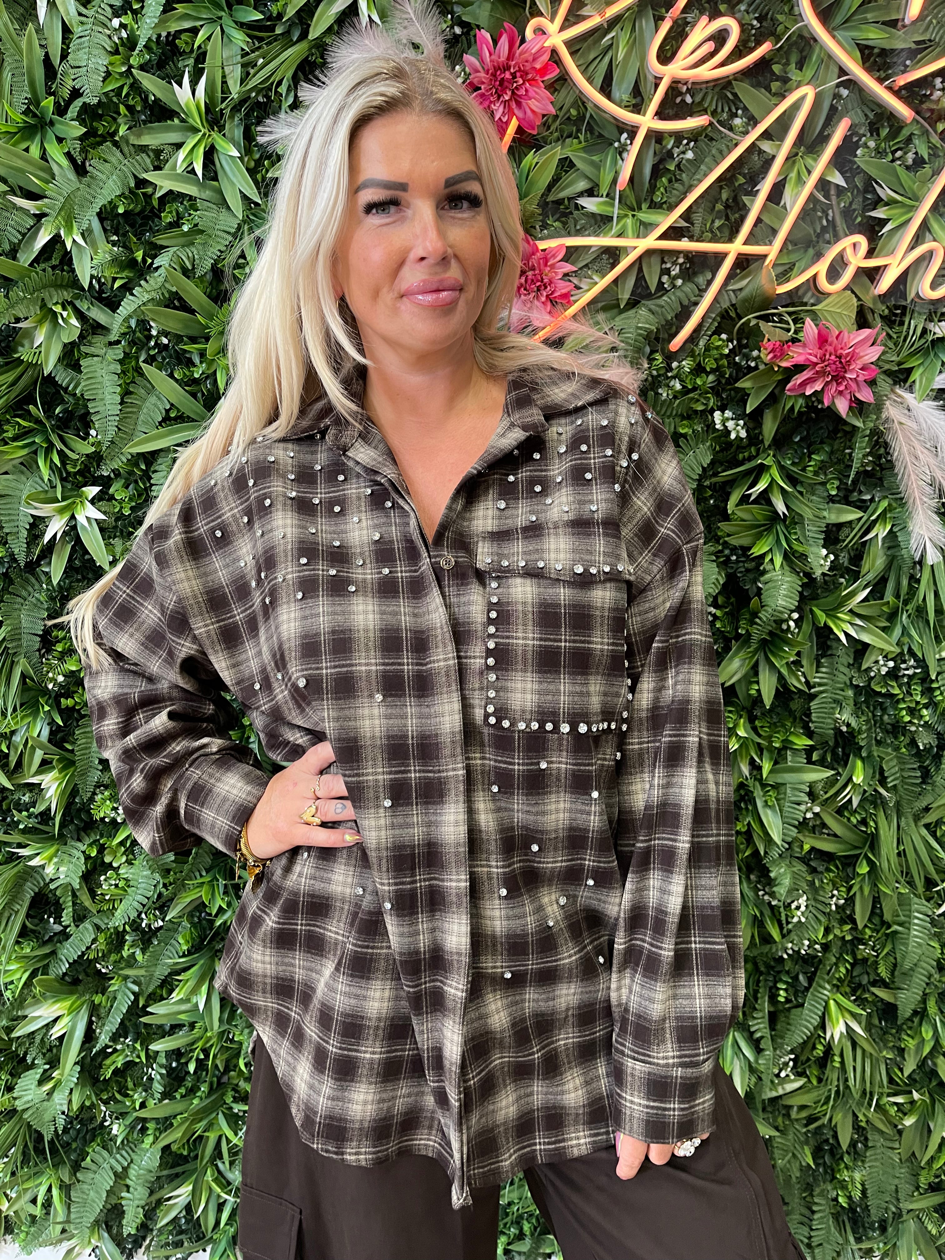 Blouse houthakkers met sierstenen donkerbruin