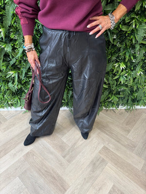 Luna&Miele leatherlook wide leg zwart