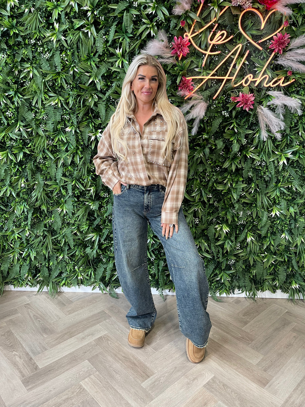 Blouse houthakkers met sierstenen camel