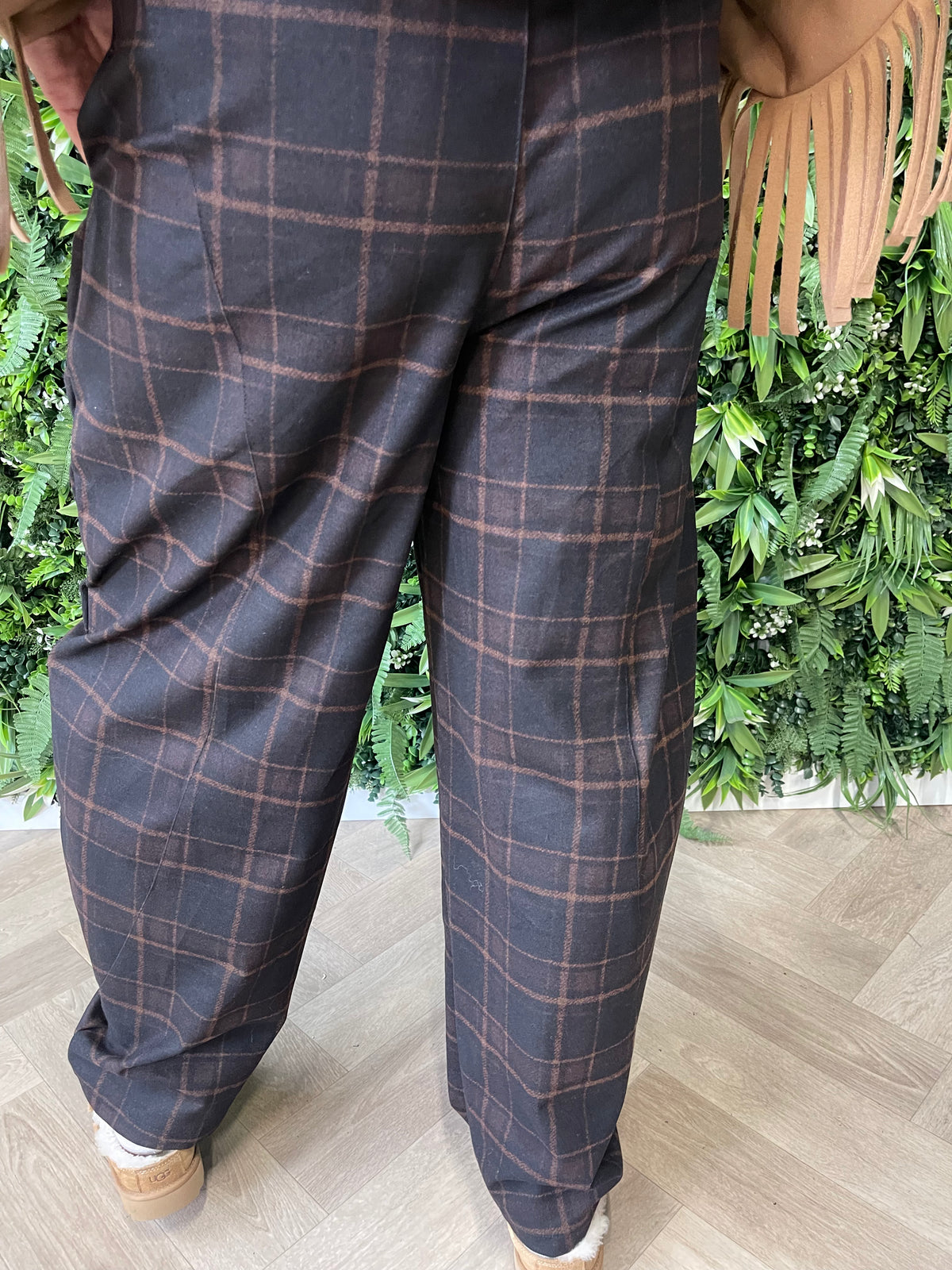 Pantalon barrel met ruit donkerbruin/camel