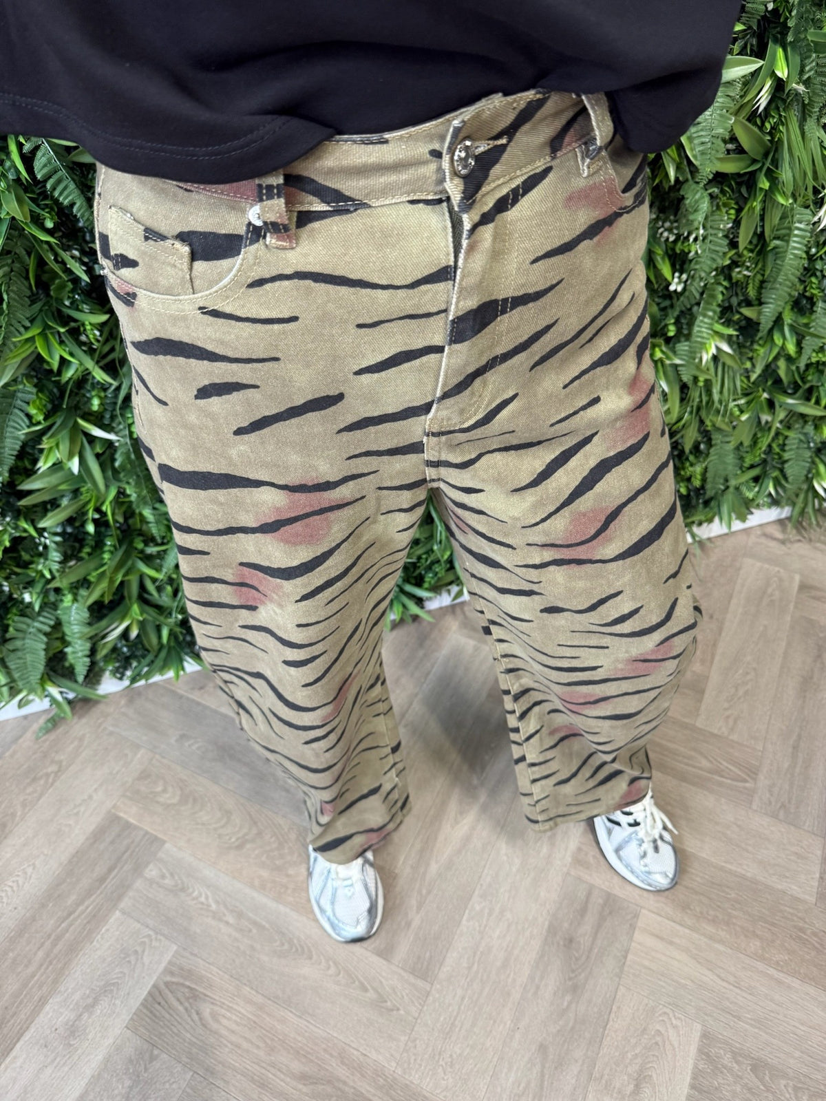 Jewelly zebra print balloon fit olijfgroen