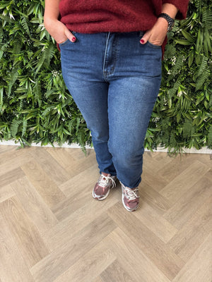 Redberry straight leg jeans middenblauw