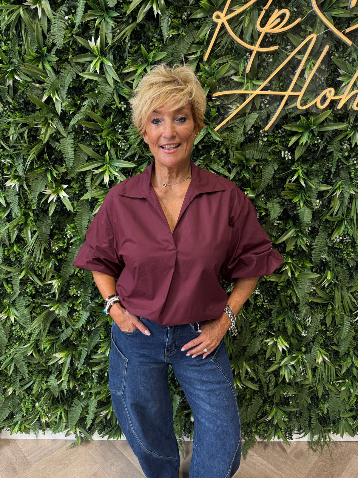 Korte blouse v-hals uni bordeaux