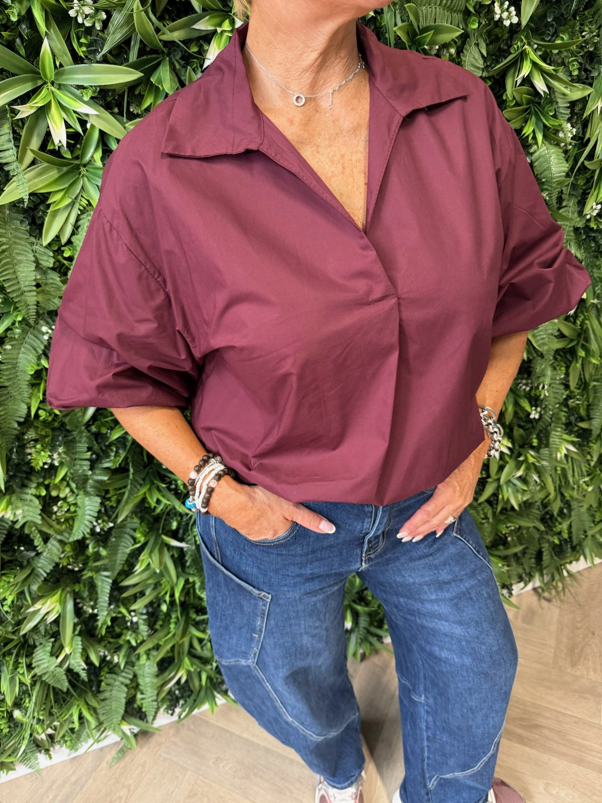 Korte blouse v-hals uni bordeaux