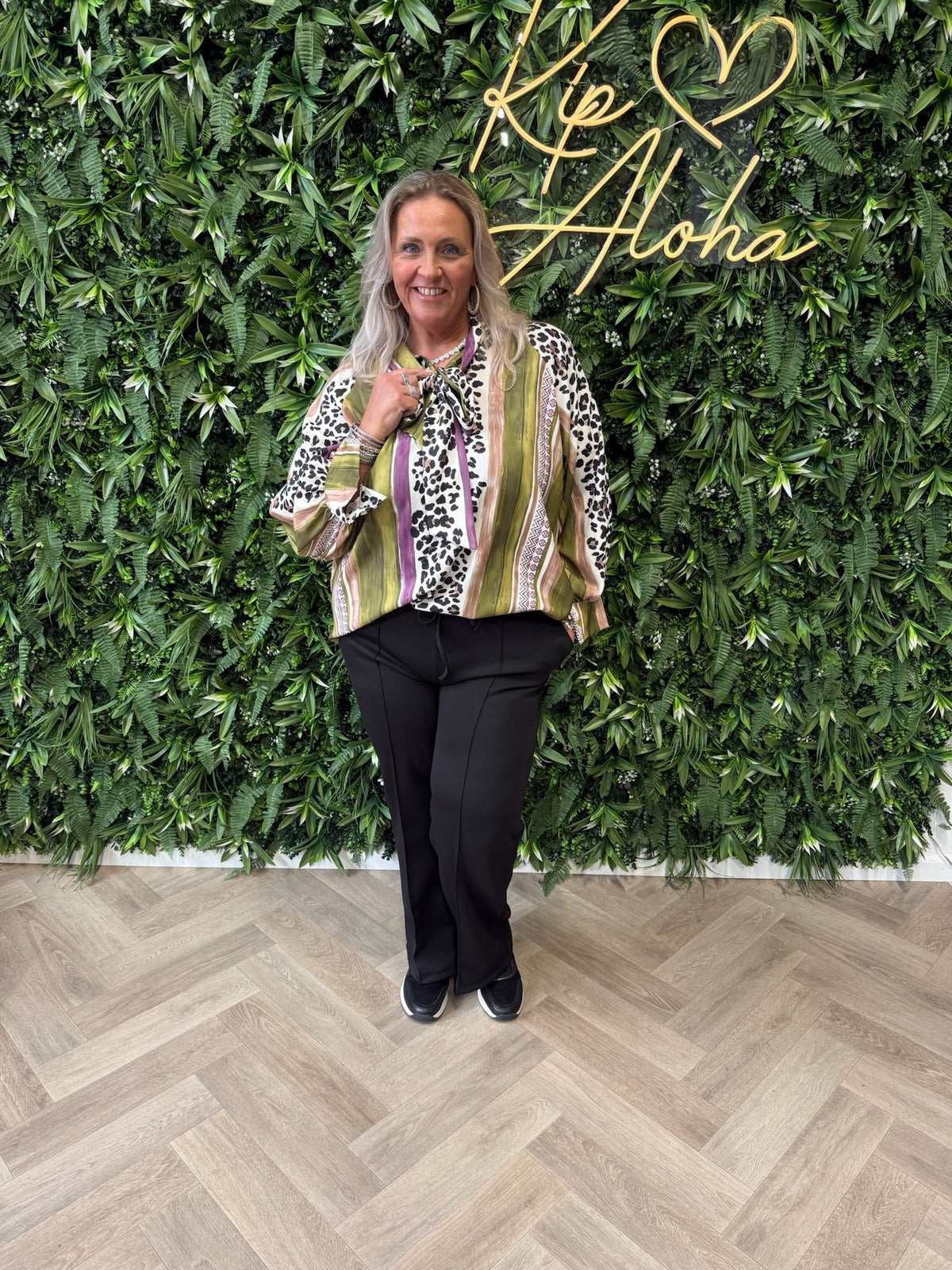 Blouse strik met strepen en panterprint lime