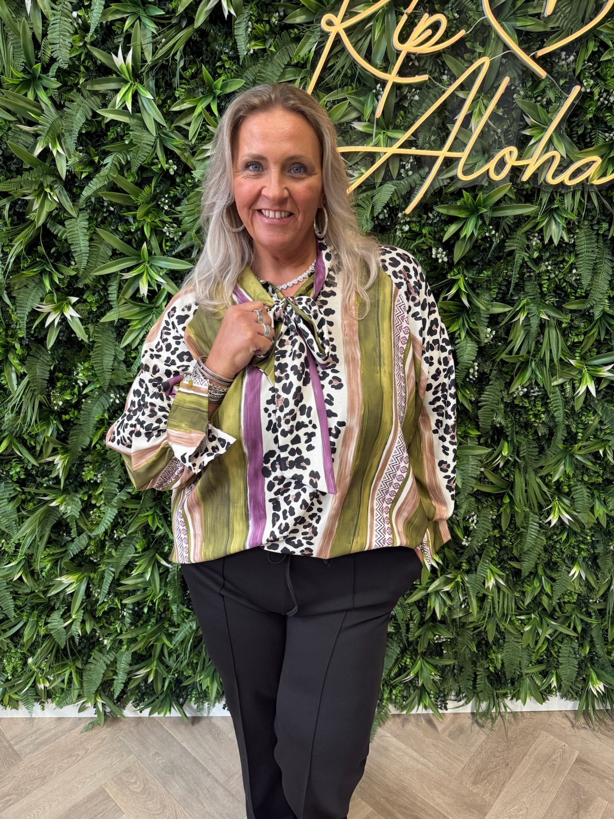 Blouse strik met strepen en panterprint lime