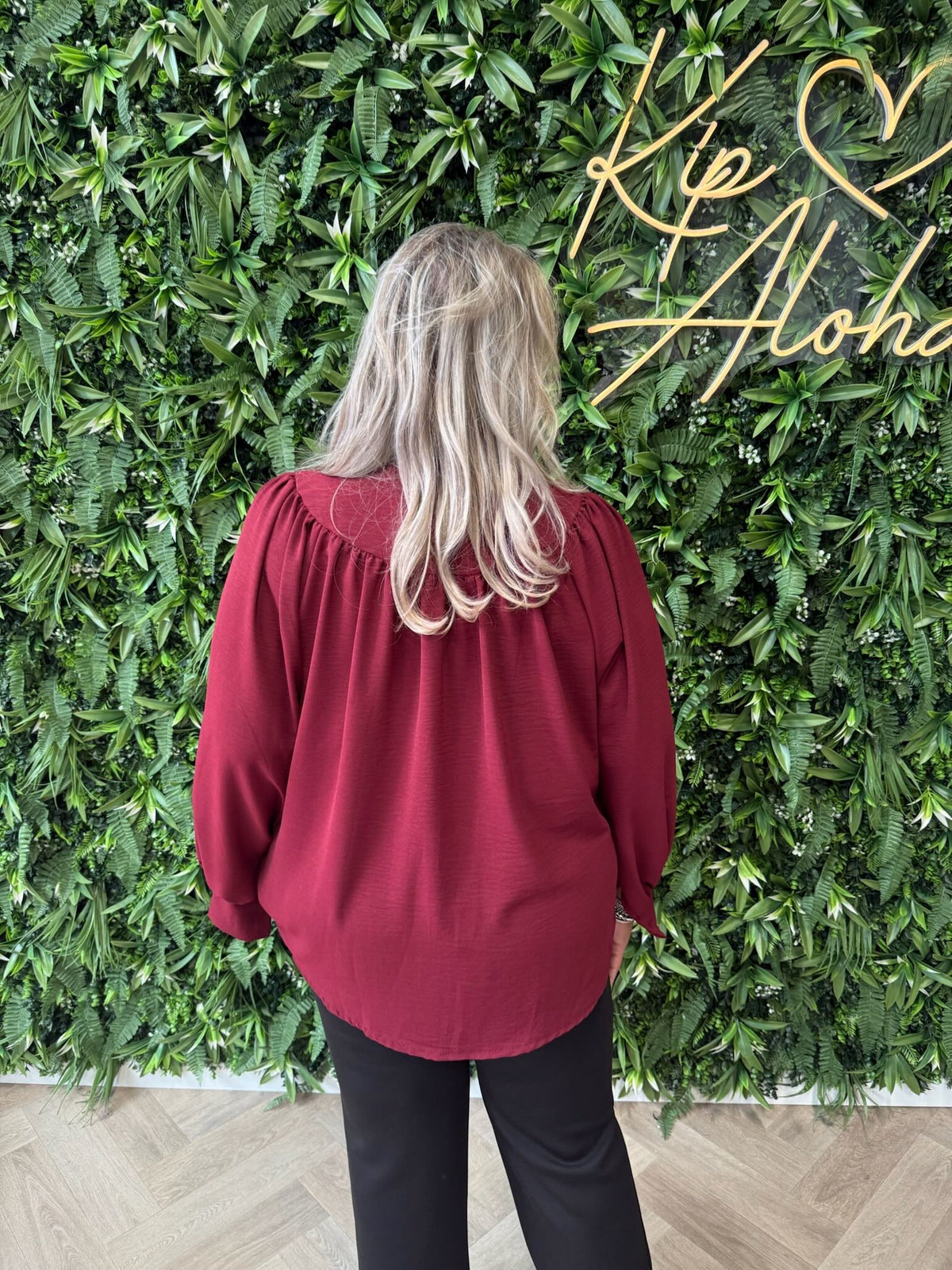 Blouse geplooid halsdetail uni bordeaux