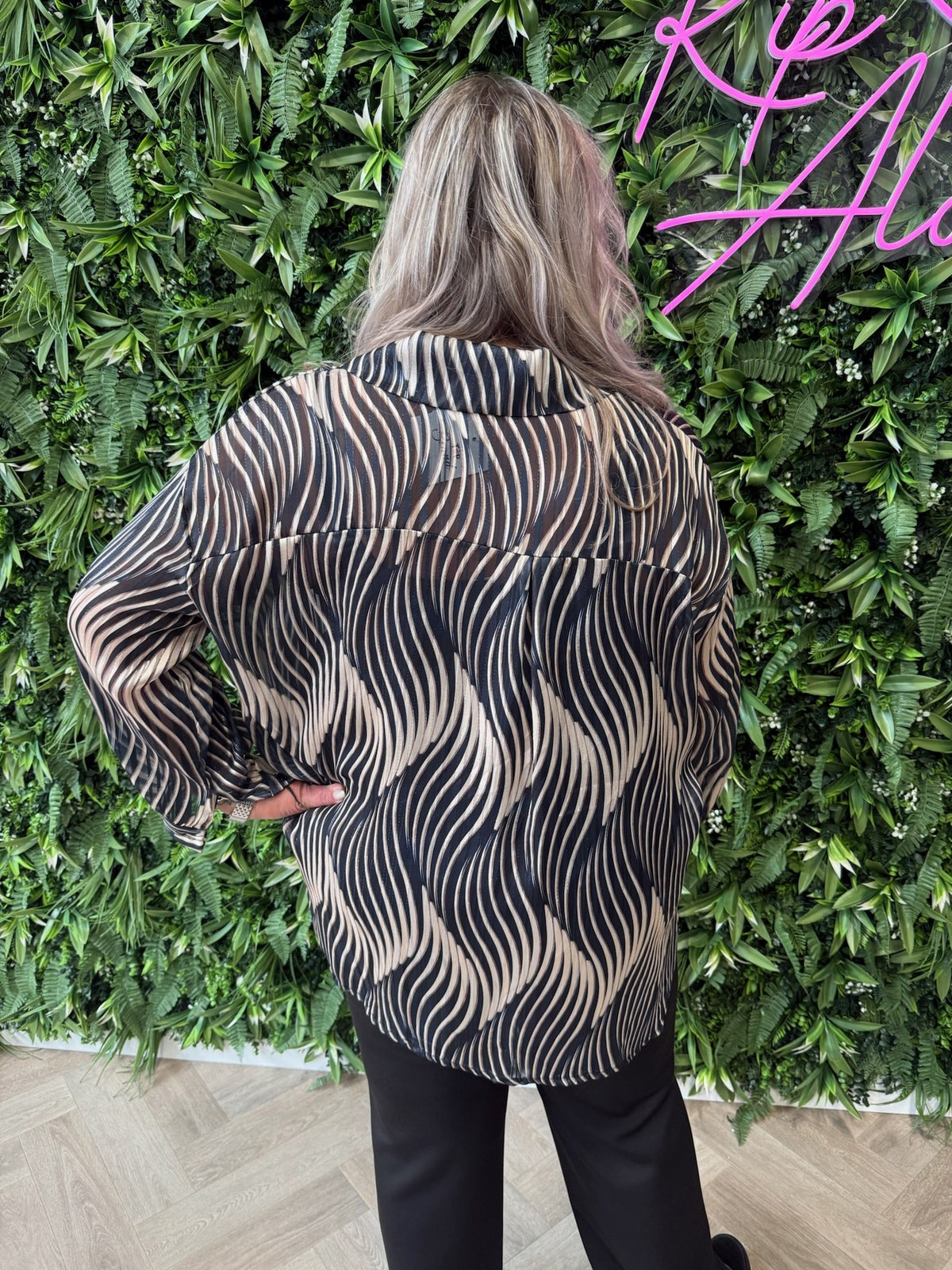 Blouse lines zwart