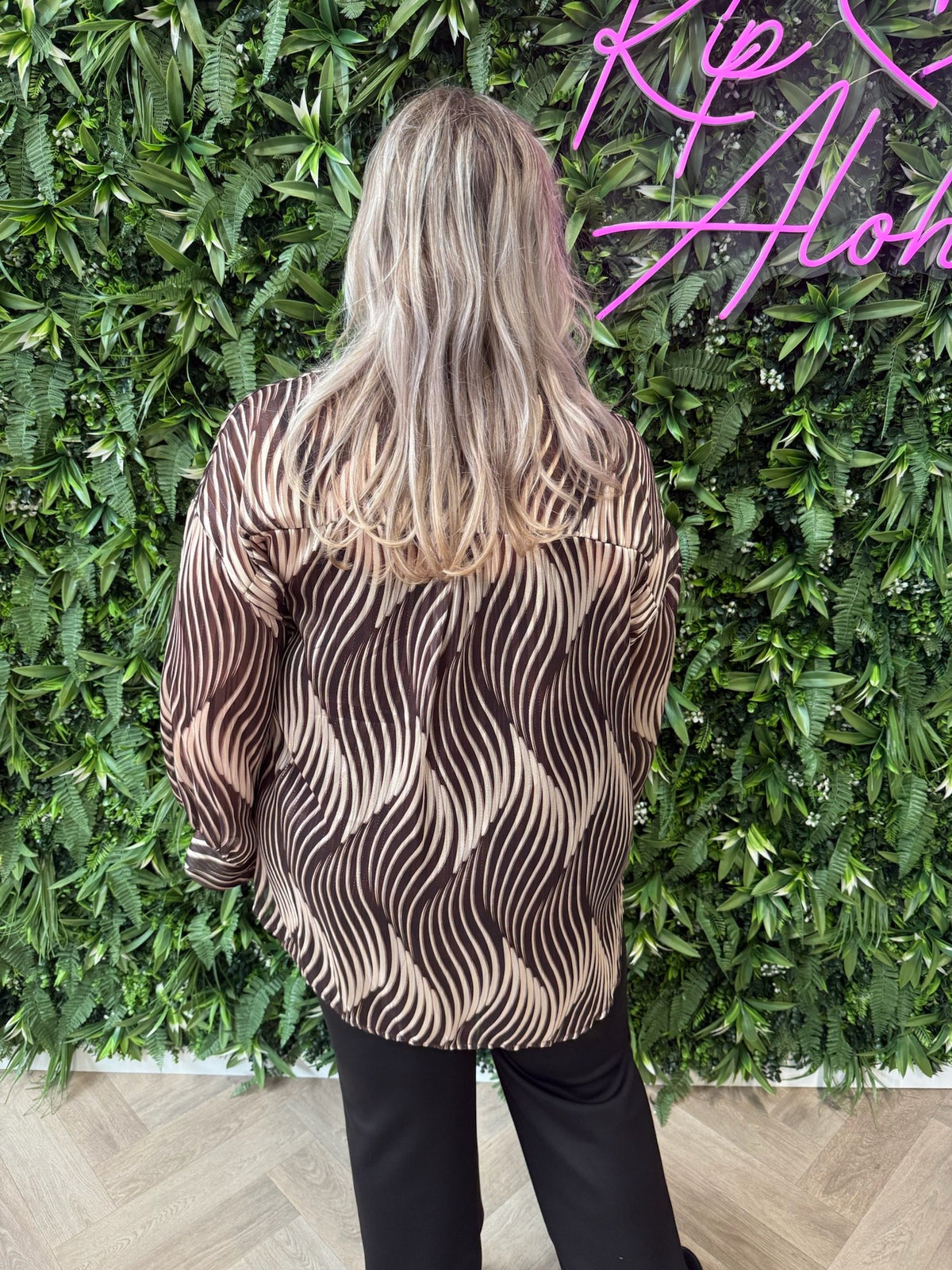 Blouse lines donkerbruin