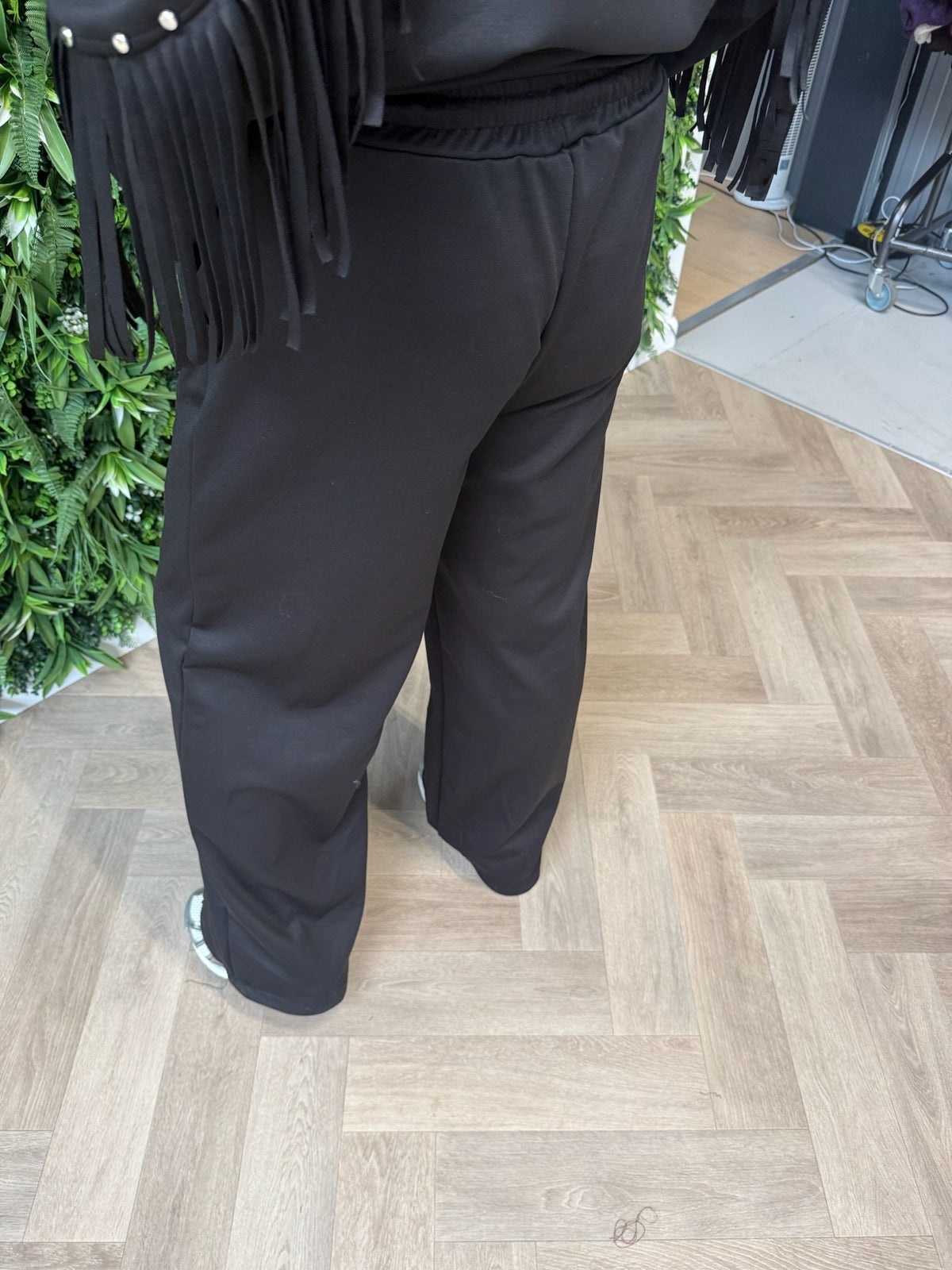 Tweedelig pak blazer met studs en franjes zwart