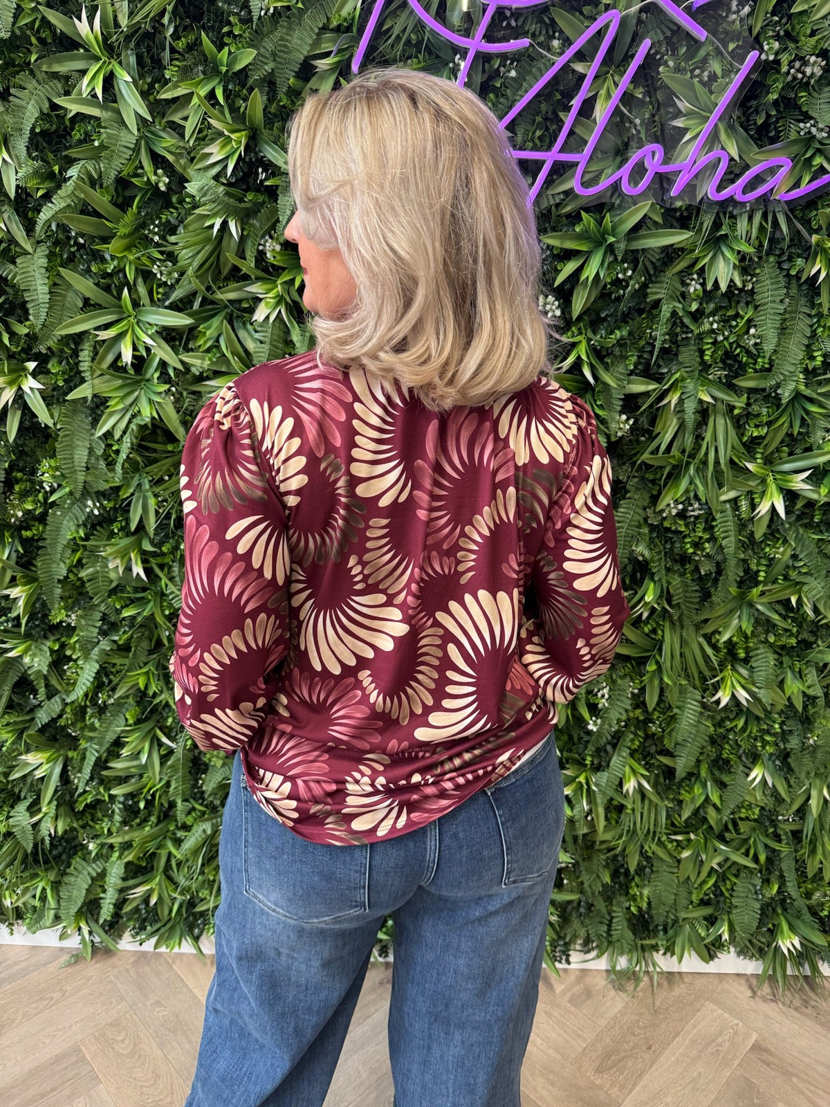 Top smock kraag bladeren print bordeaux