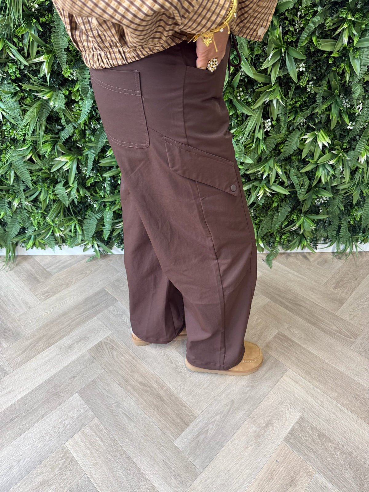 Broek wide leg donkerbruin
