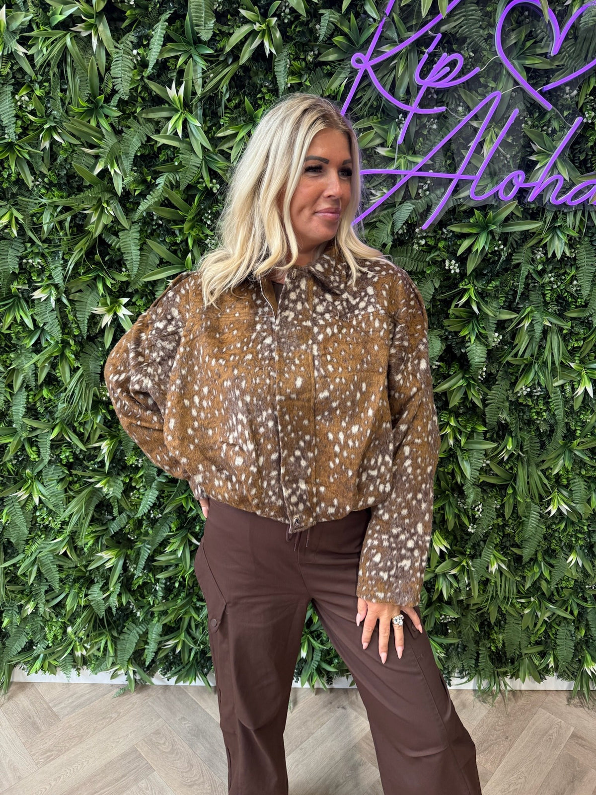 Bomber jasje bambi print camel