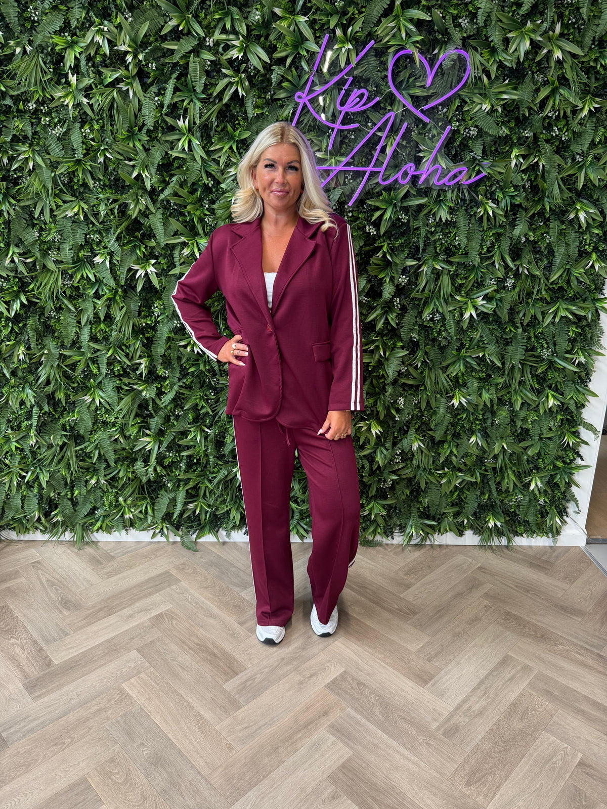 Tweedelig blazer joggingspak met bies bordeaux