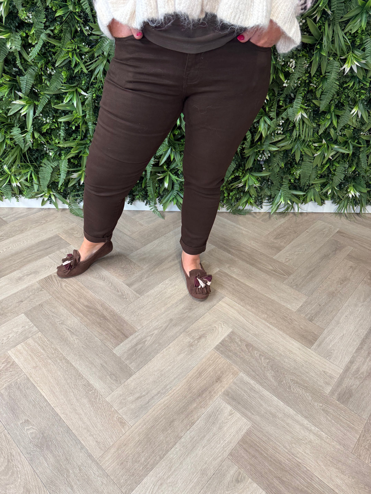 G-smack momfit met riem donkerbruin