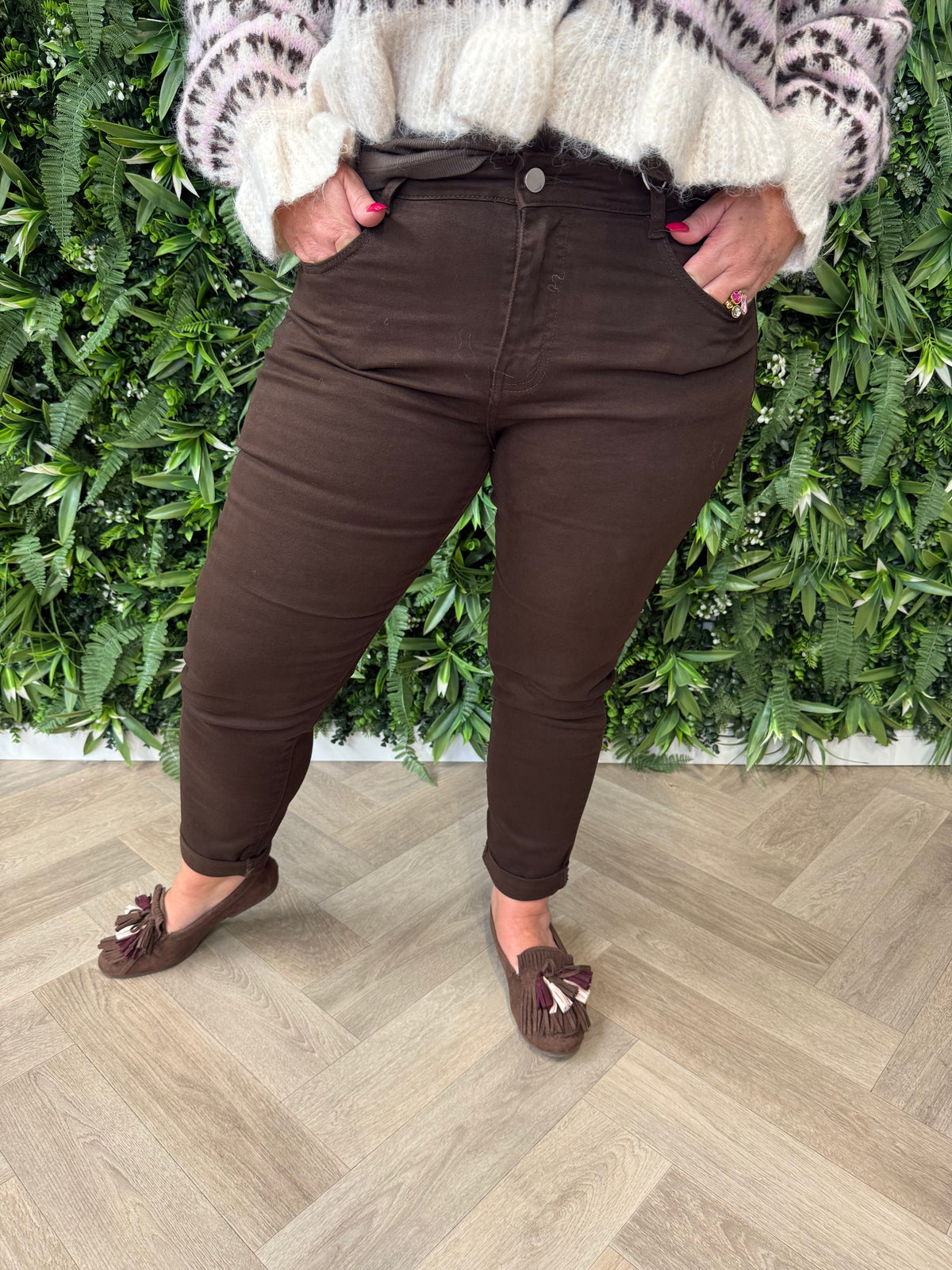 G-smack momfit met riem donkerbruin