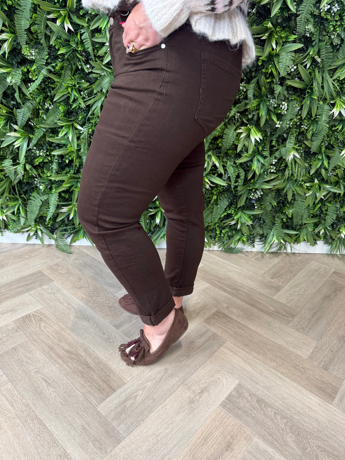 G-smack momfit met riem donkerbruin