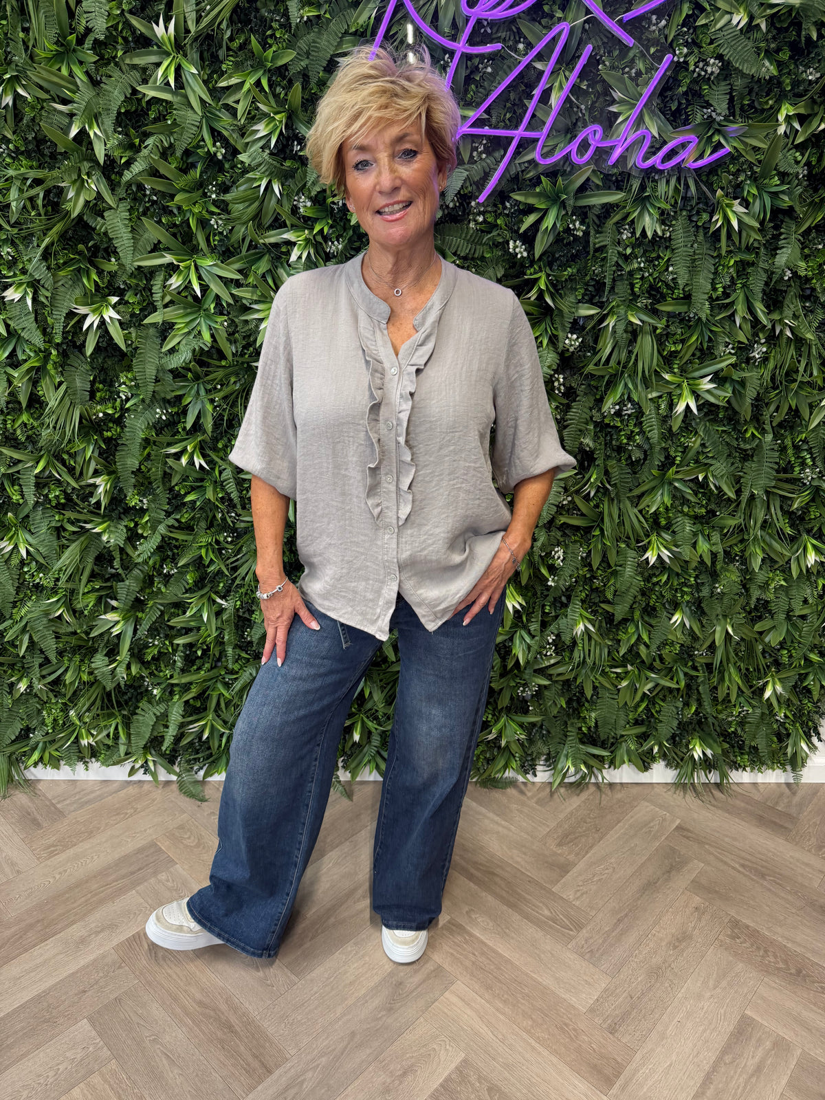 Blouse roezel 3/4e mouwen taupe
